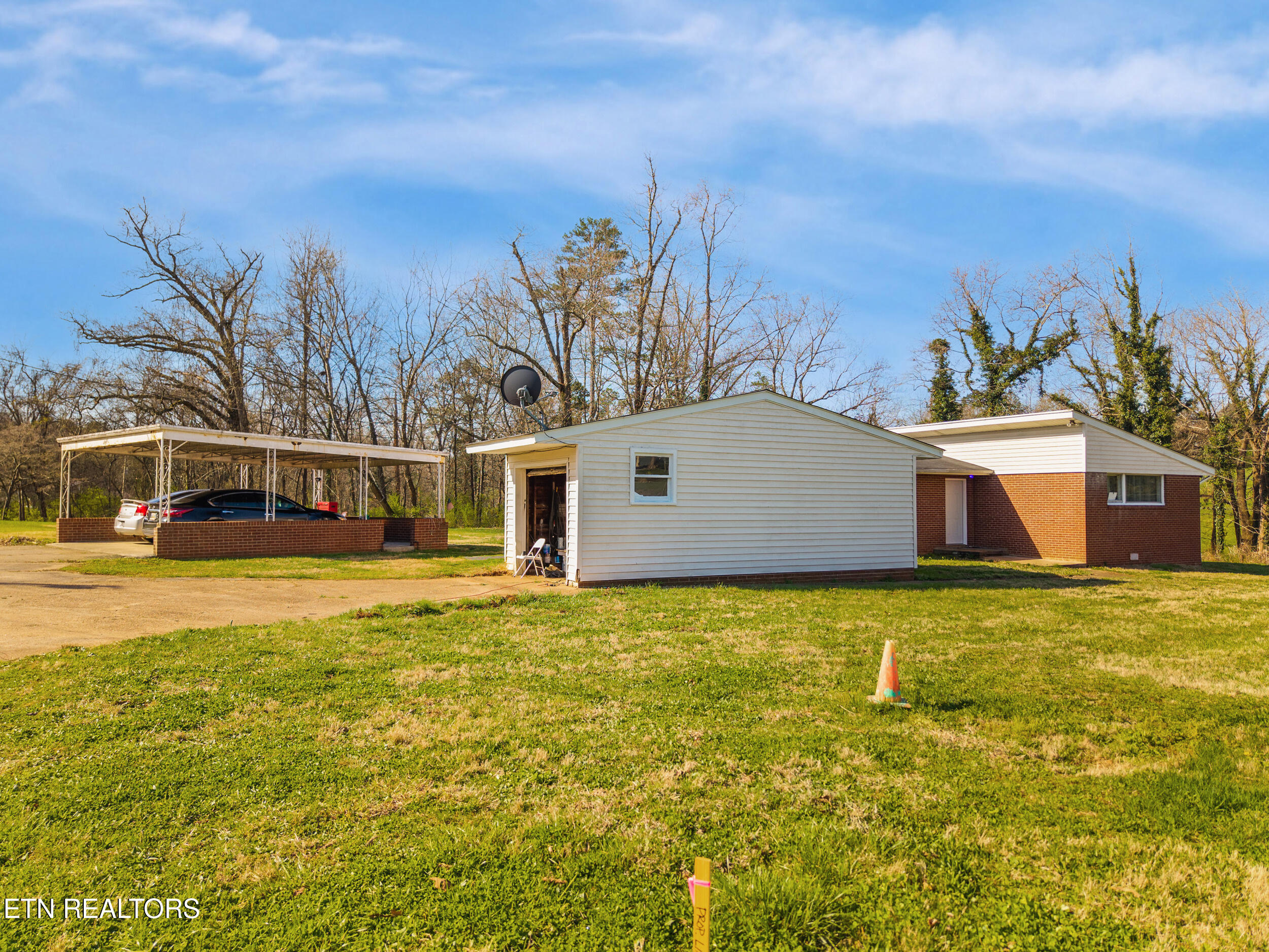 16408 U.s. 11 E Lenoir City TN 37772
