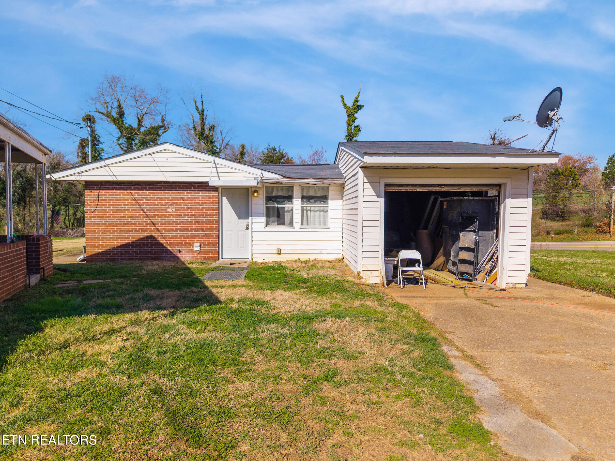16408 U.s. 11 E Lenoir City TN 37772