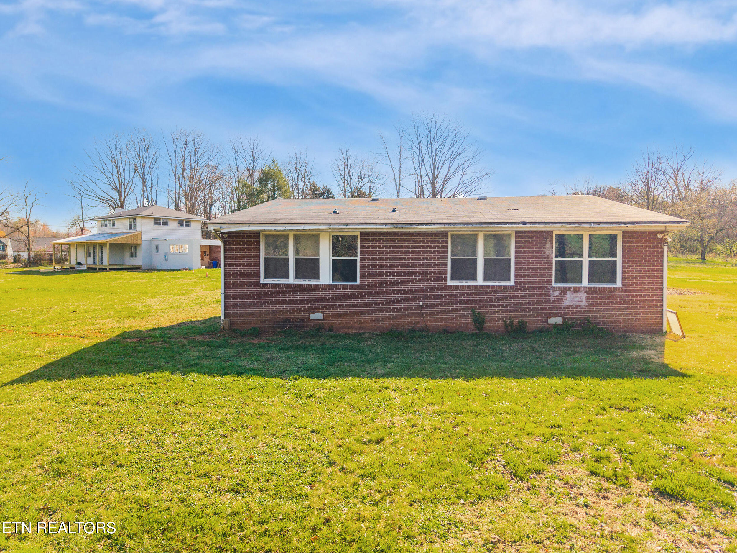 16408 U.s. 11 E Lenoir City TN 37772