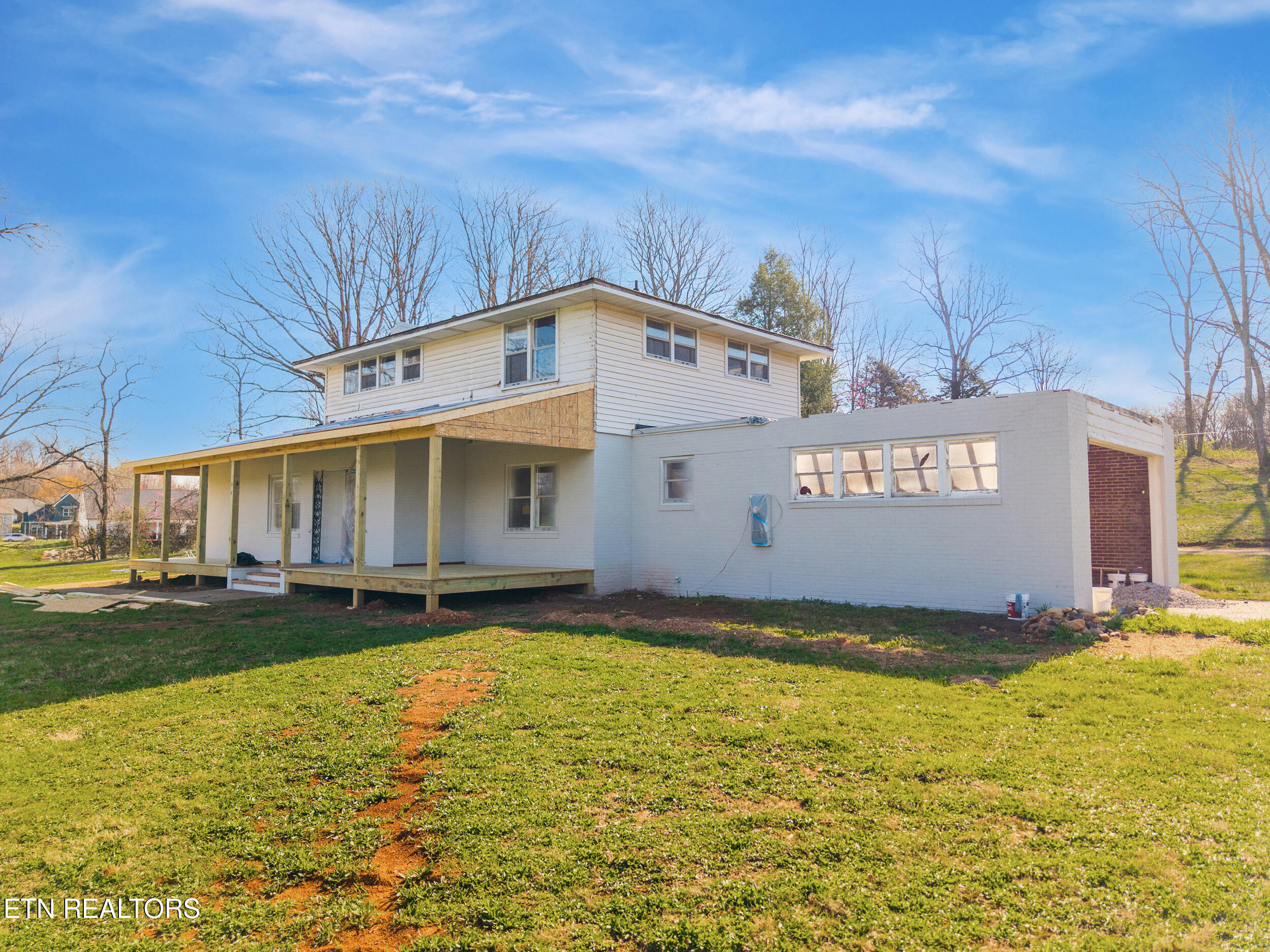 16408 U.s. 11 E Lenoir City TN 37772