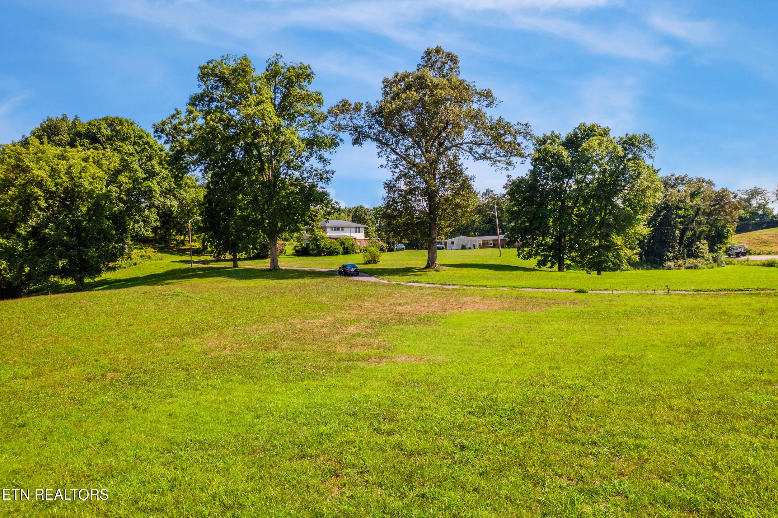16408 U.s. 11 E Lenoir City TN 37772