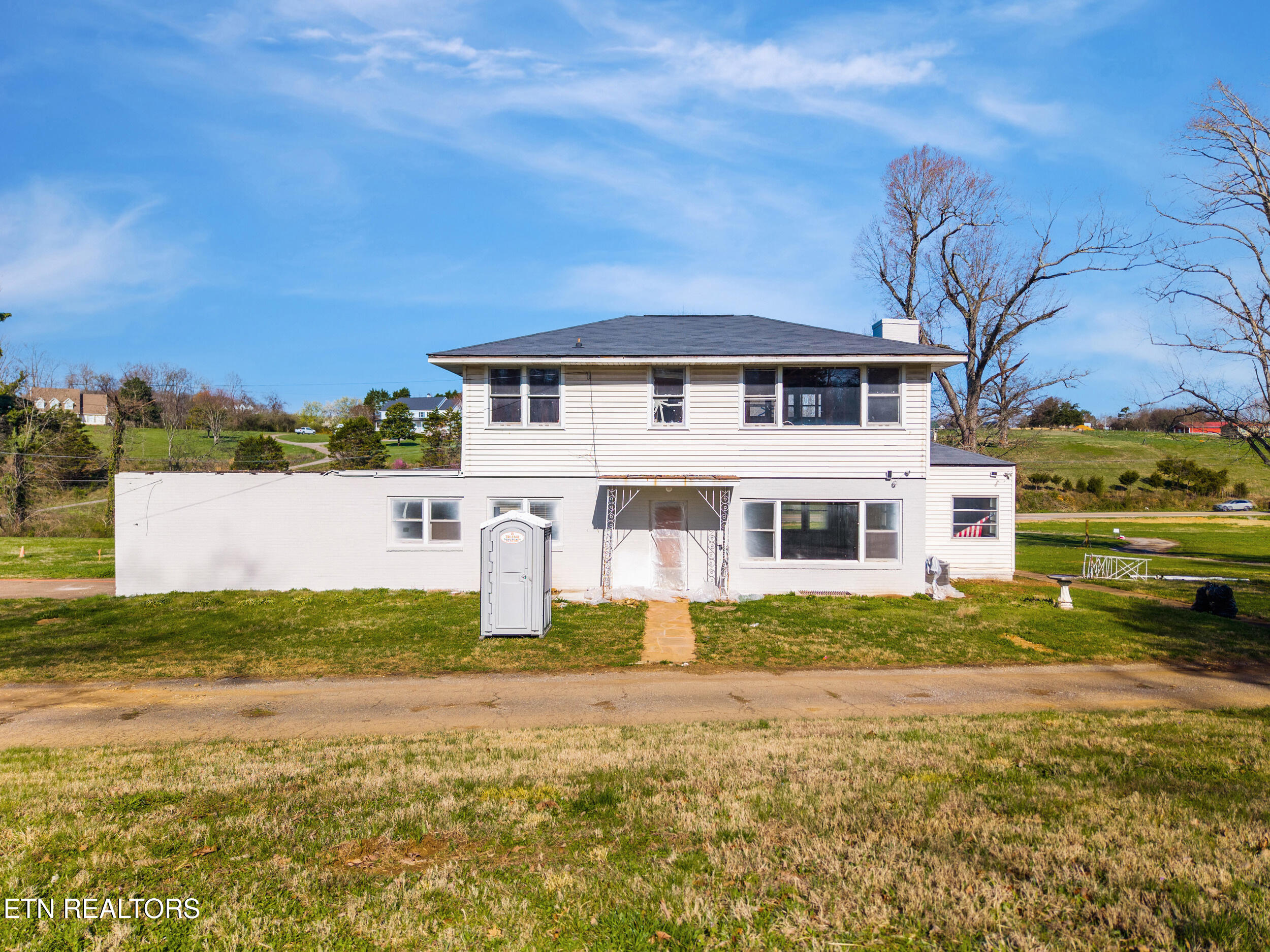 16408 U.s. 11 E Lenoir City TN 37772