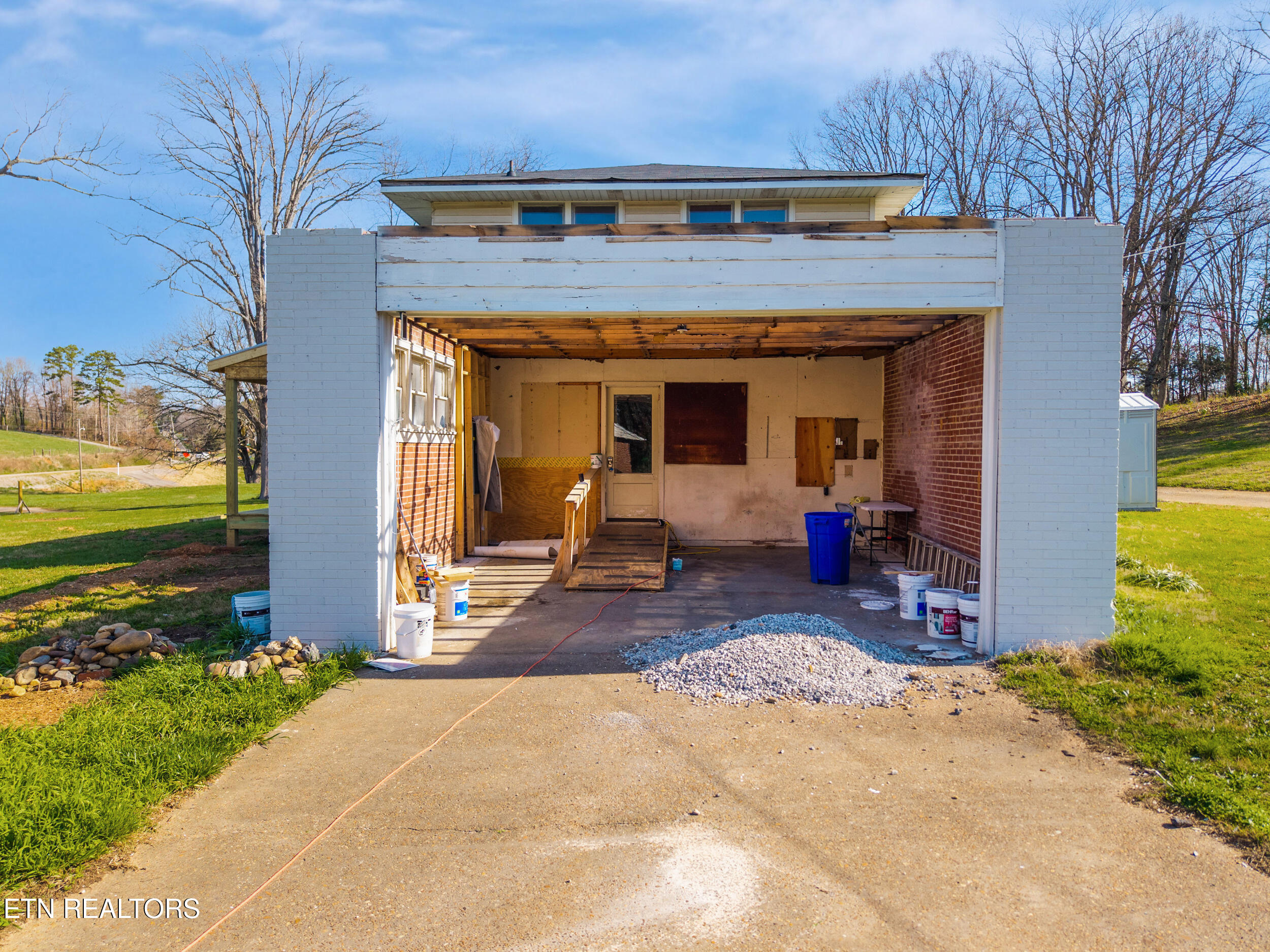 16408 U.s. 11 E Lenoir City TN 37772