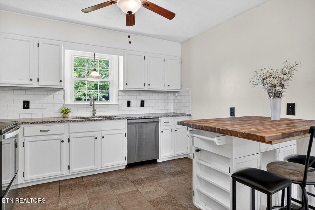 200 Woodmont Drive Sparta TN 38583
