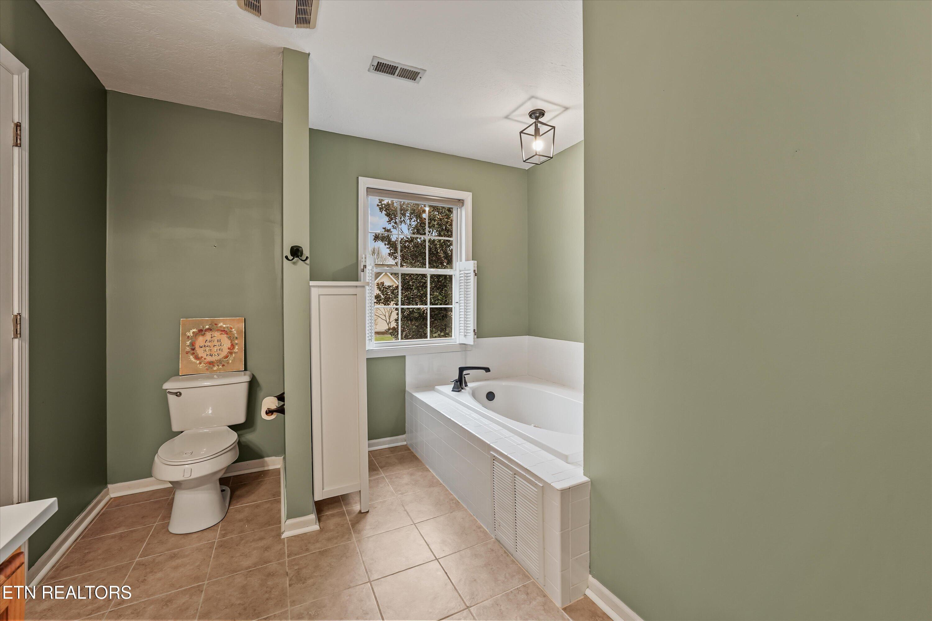 1713 Scenic Valley Lane Knoxville TN 37922