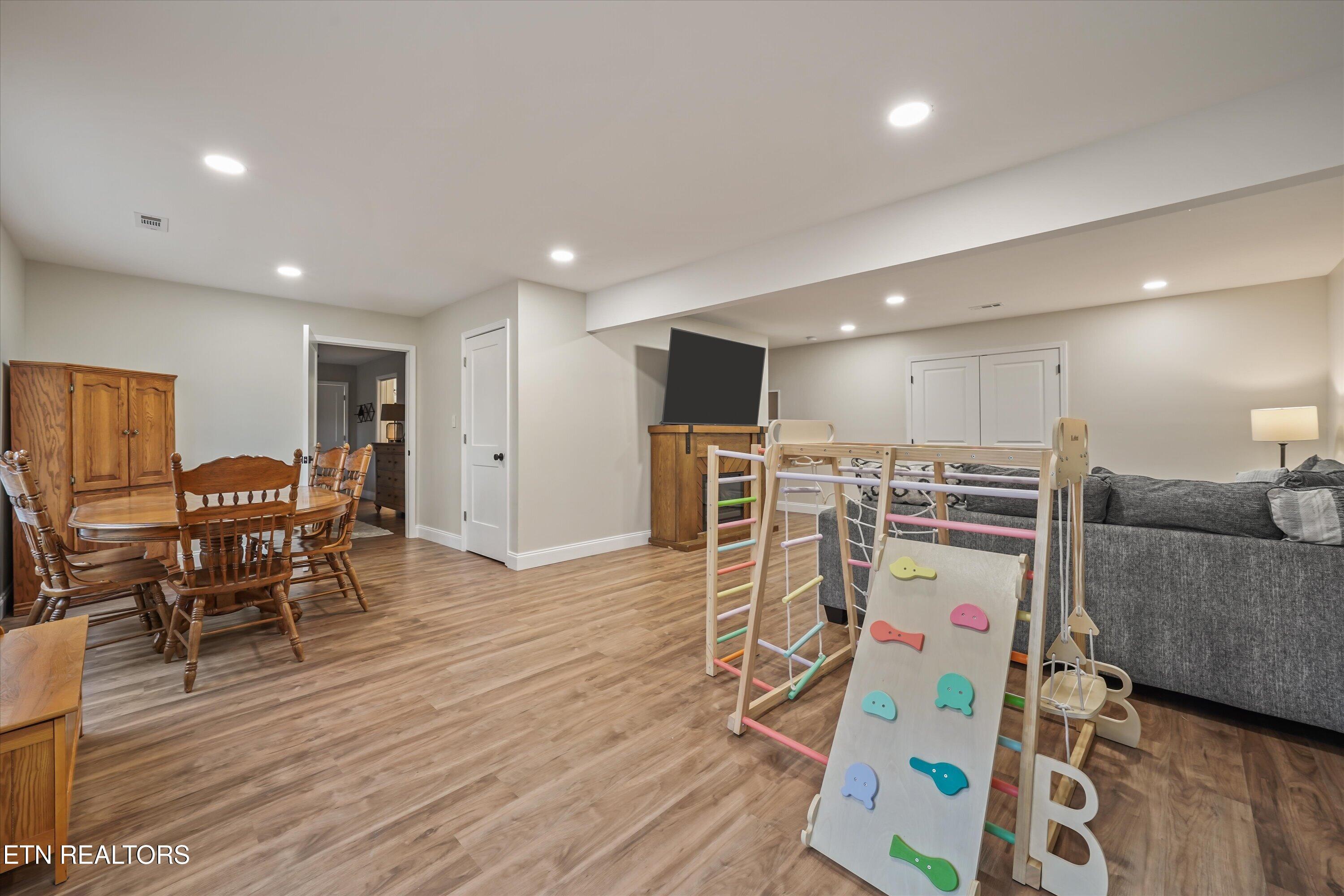 1713 Scenic Valley Lane Knoxville TN 37922
