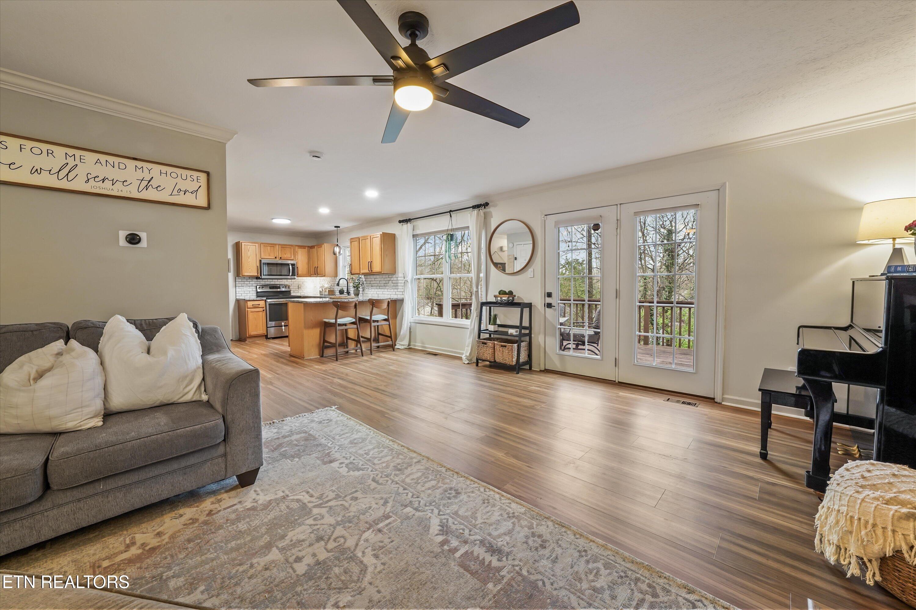 1713 Scenic Valley Lane Knoxville TN 37922