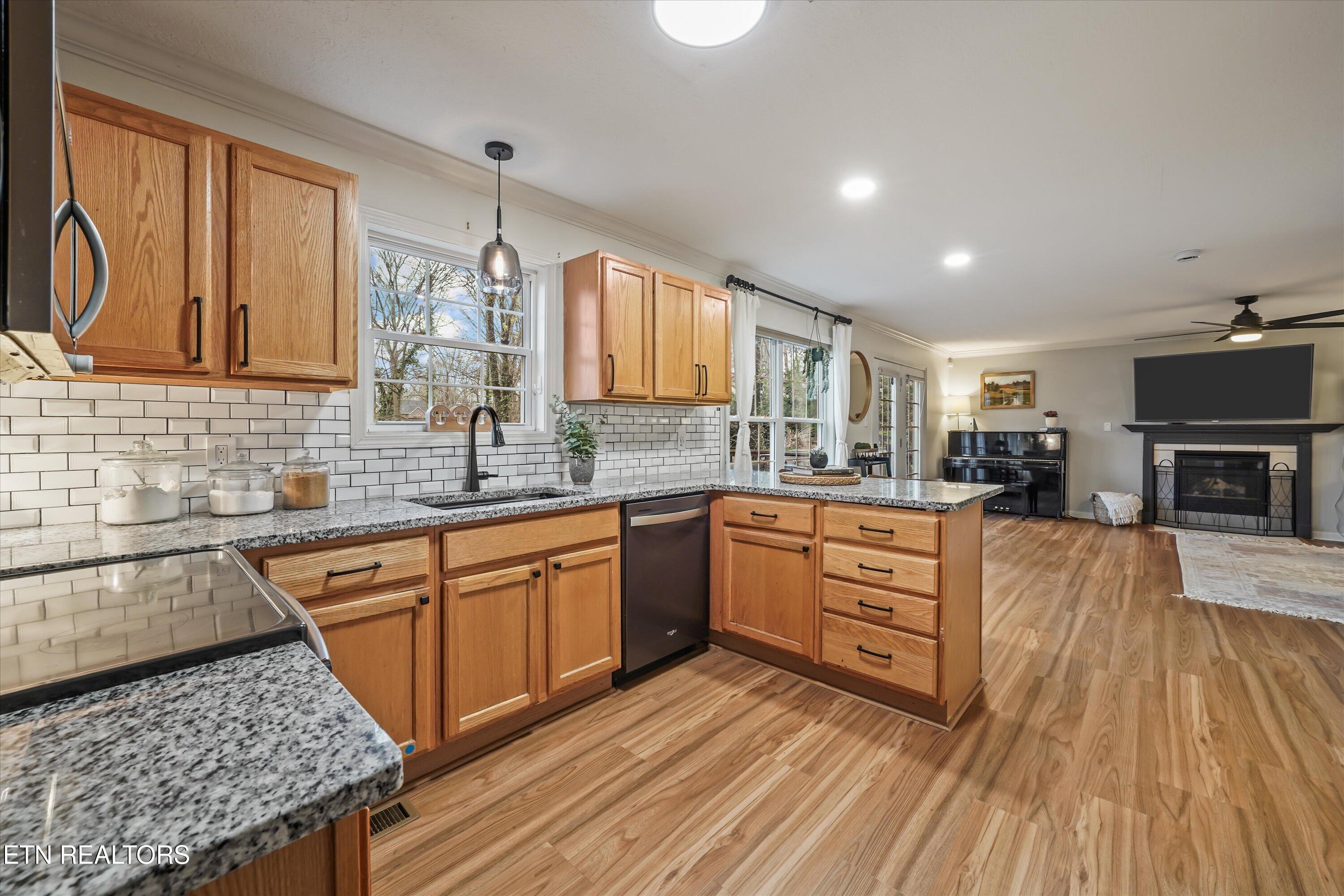 1713 Scenic Valley Lane Knoxville TN 37922