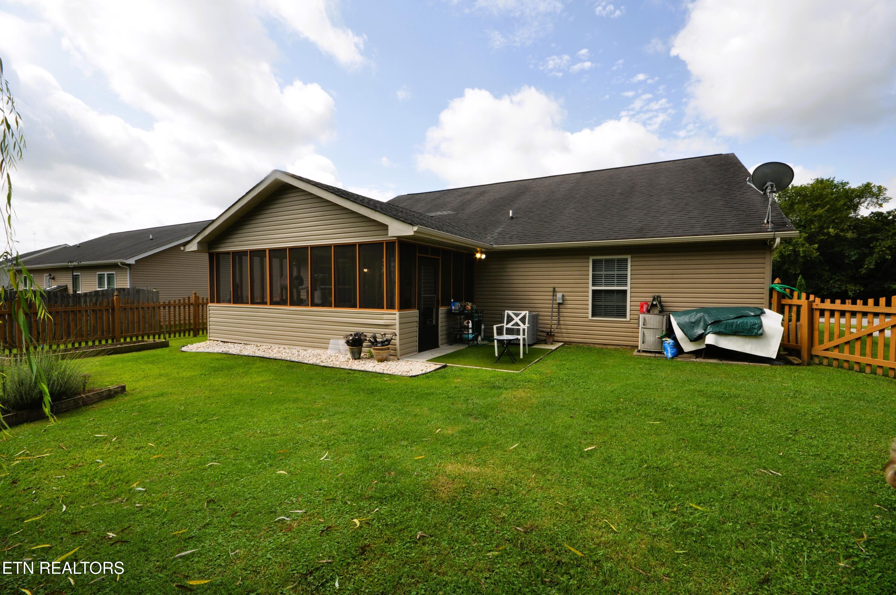 6880 Harvest Grove Lane Knoxville TN 37918