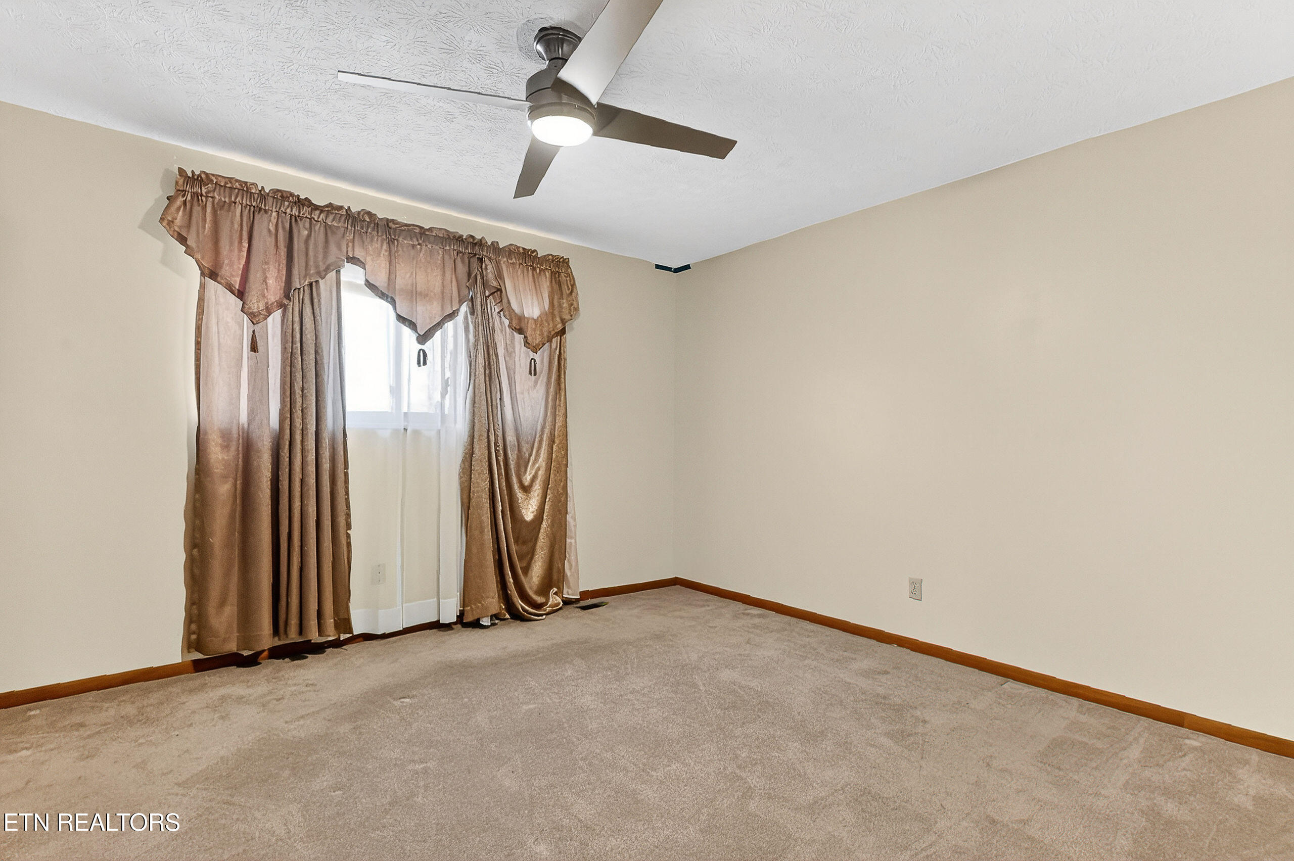 1480 Poplar Creek Road Oliver Springs TN 37840