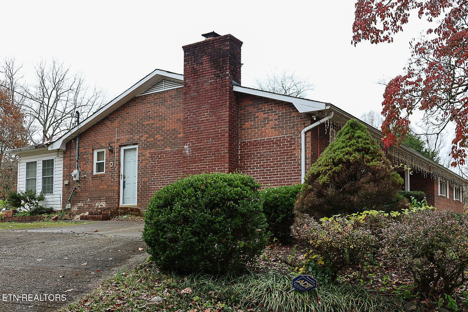 1480 Poplar Creek Road Oliver Springs TN 37840