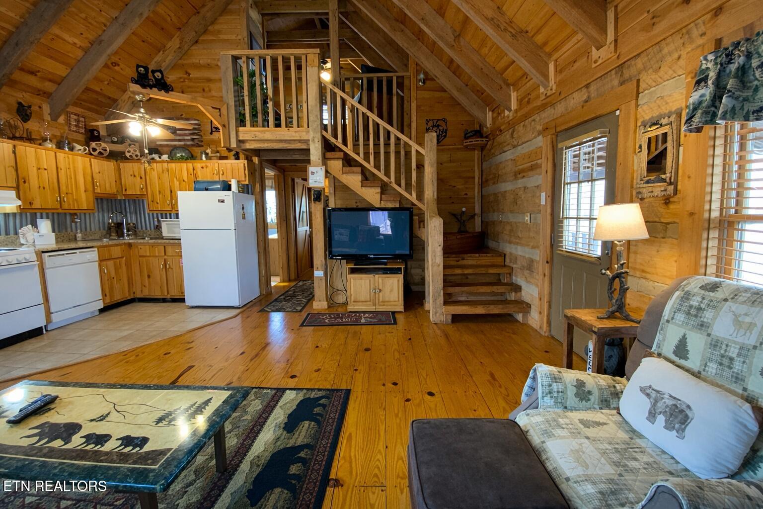 2039 Piney Overlook Lane Sevierville TN 37862