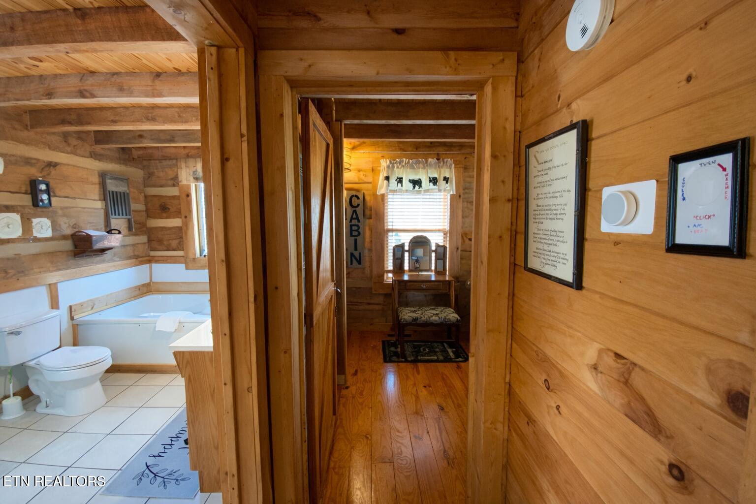2039 Piney Overlook Lane Sevierville TN 37862
