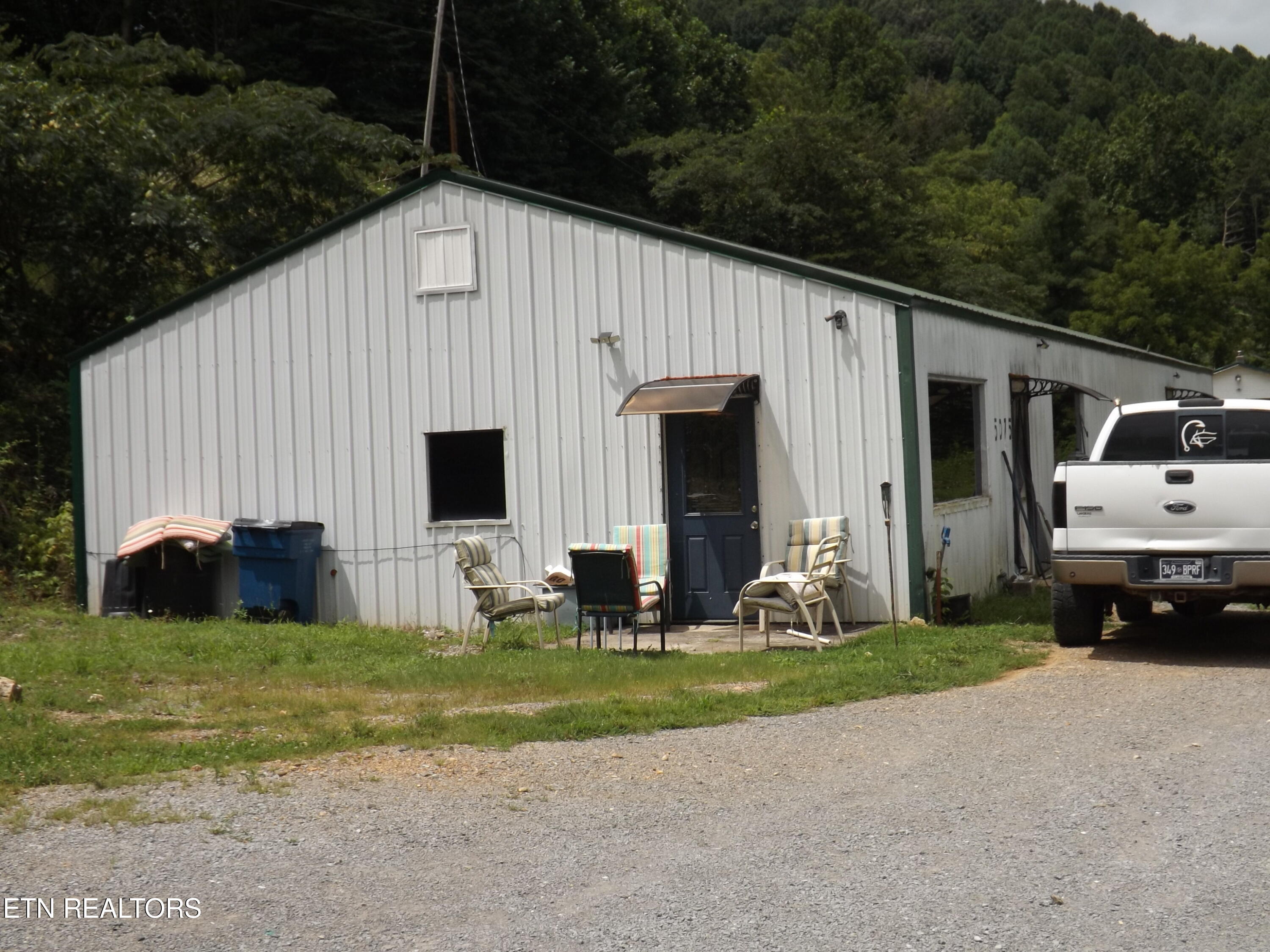 5075 E Highway 25e Tazewell TN 37879