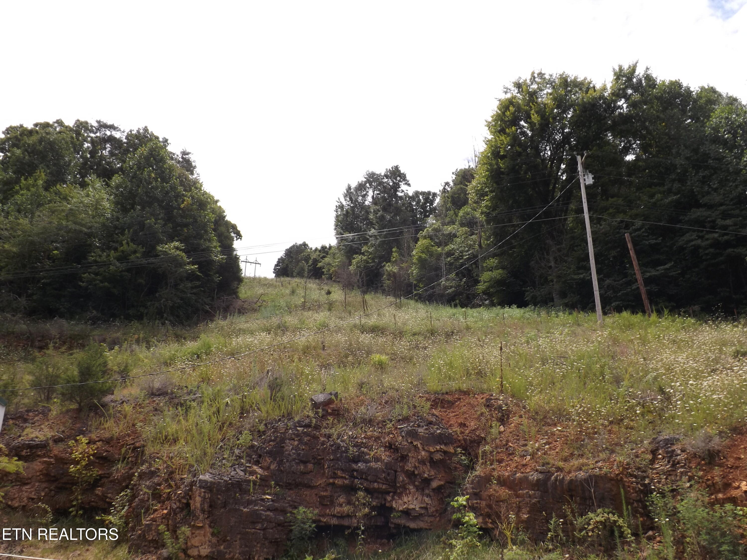 5075 E Highway 25e Tazewell TN 37879