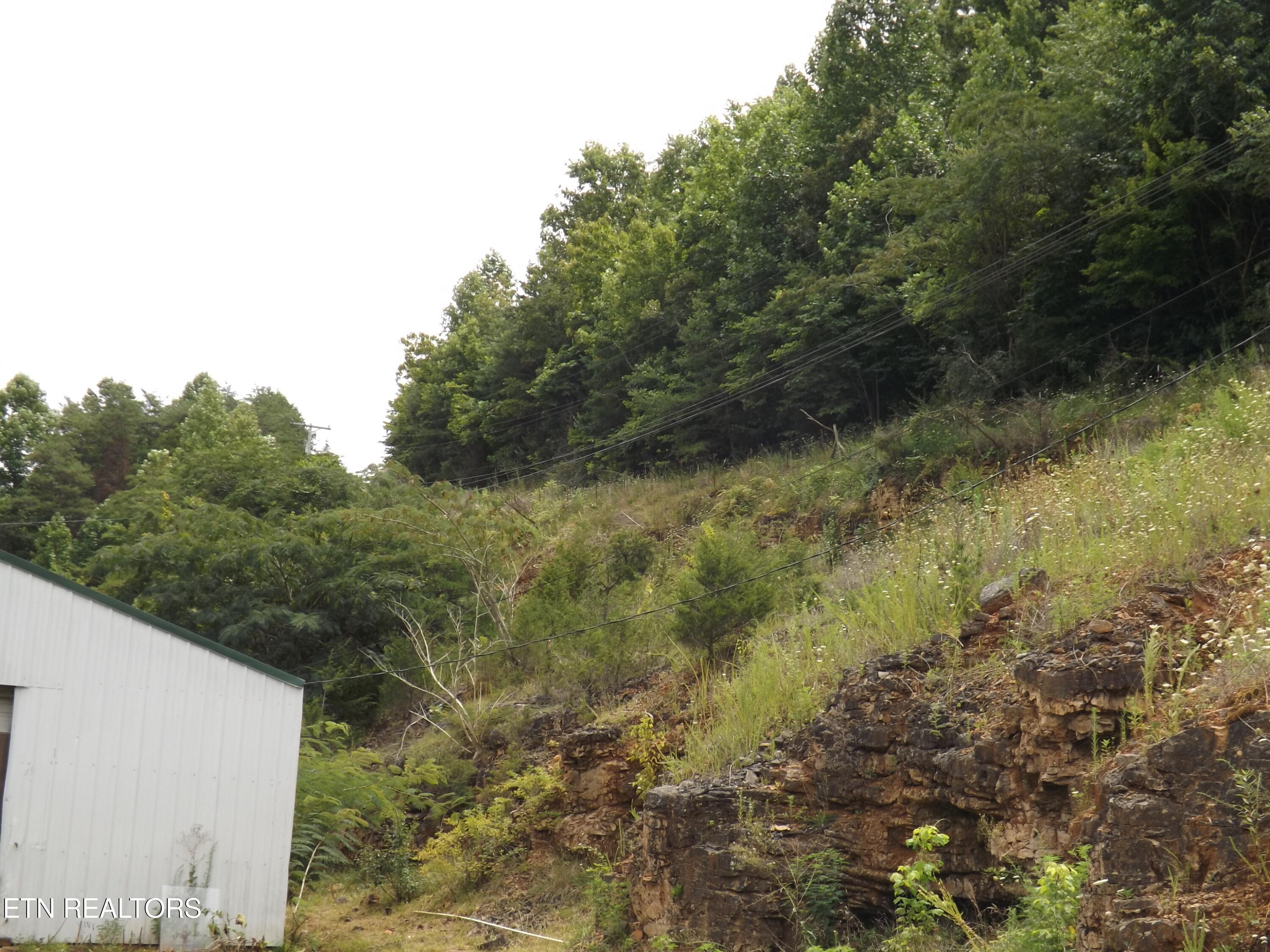 5075 E Highway 25e Tazewell TN 37879