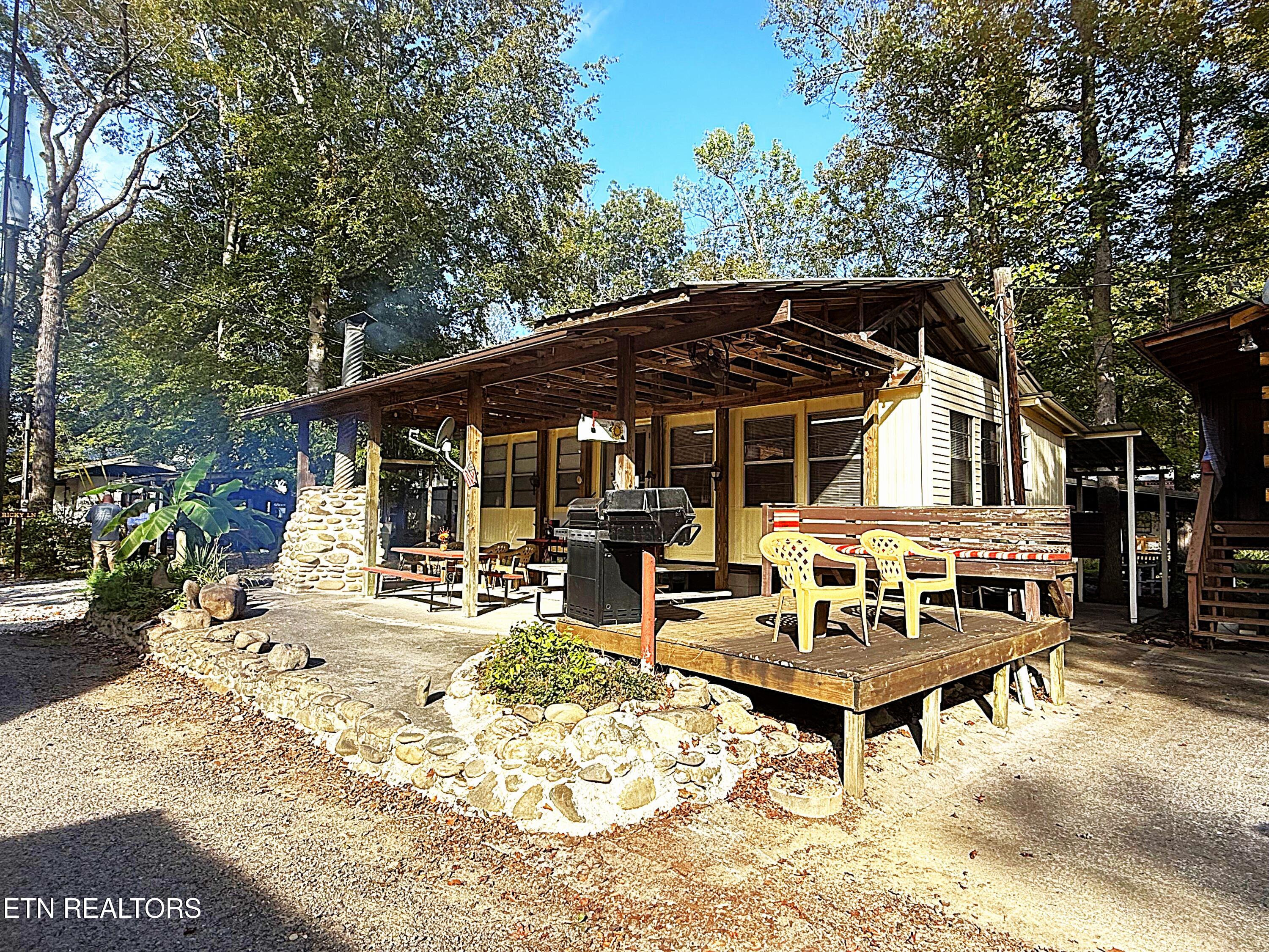 7915 Carnes Road Townsend TN 37882