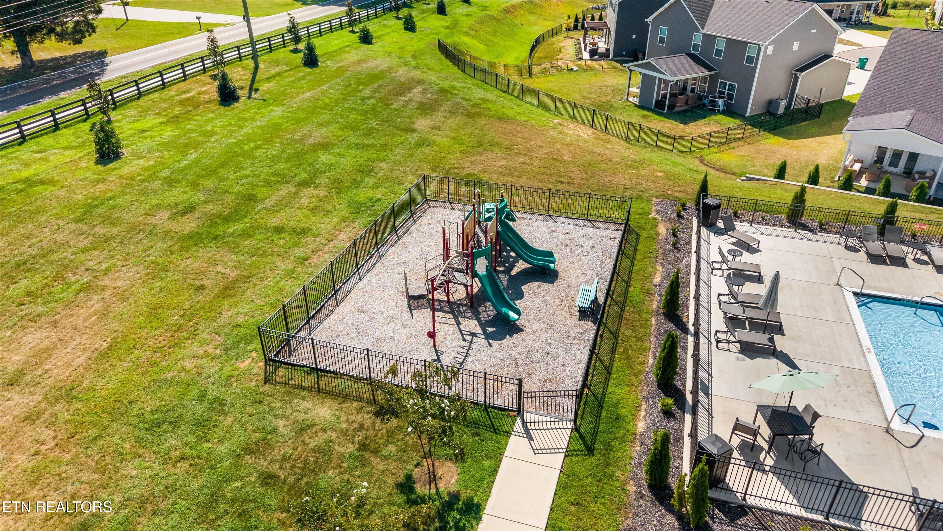 1645 Spring Berry Lane Knoxville TN 37924
