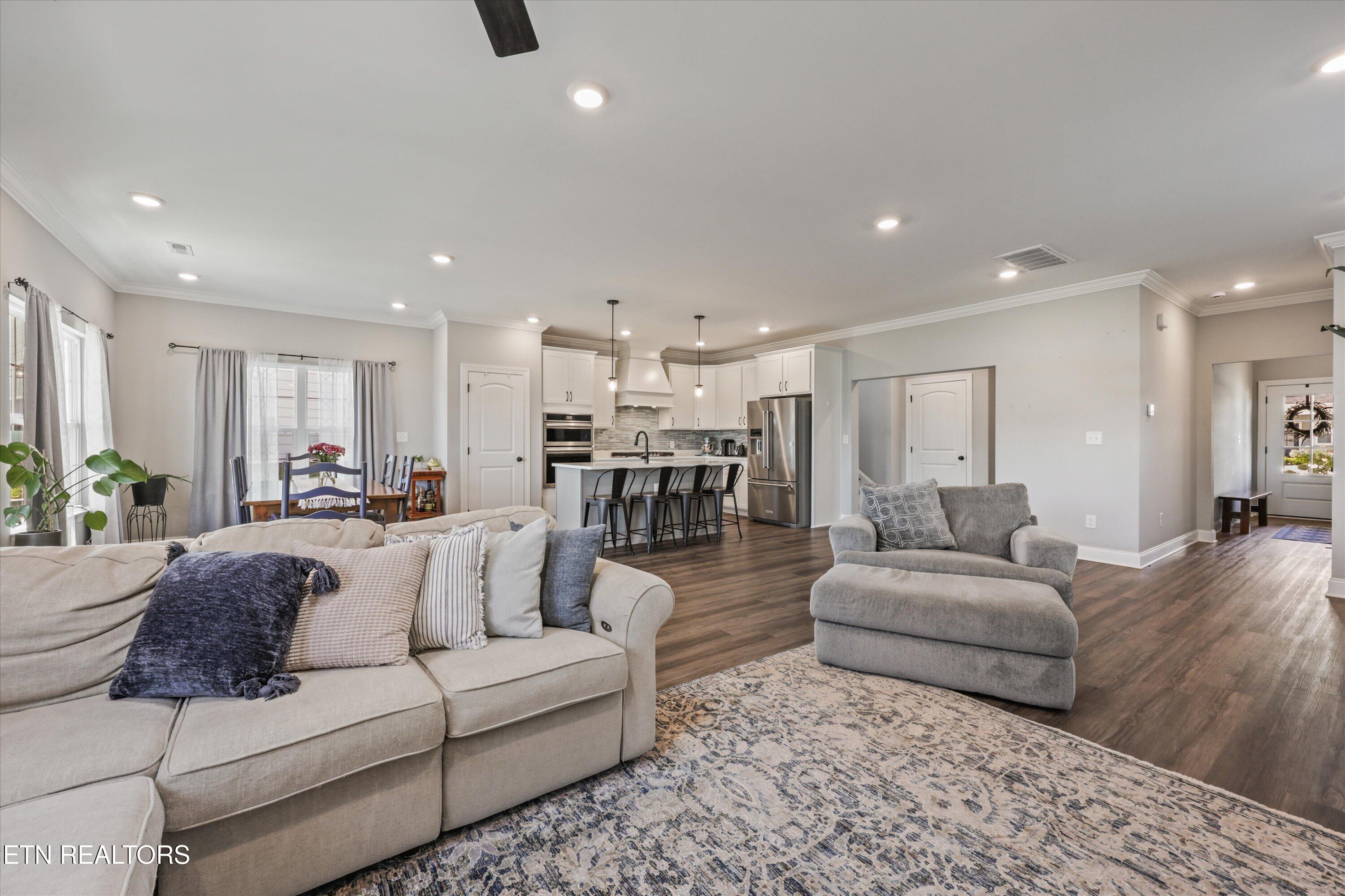 1645 Spring Berry Lane Knoxville TN 37924
