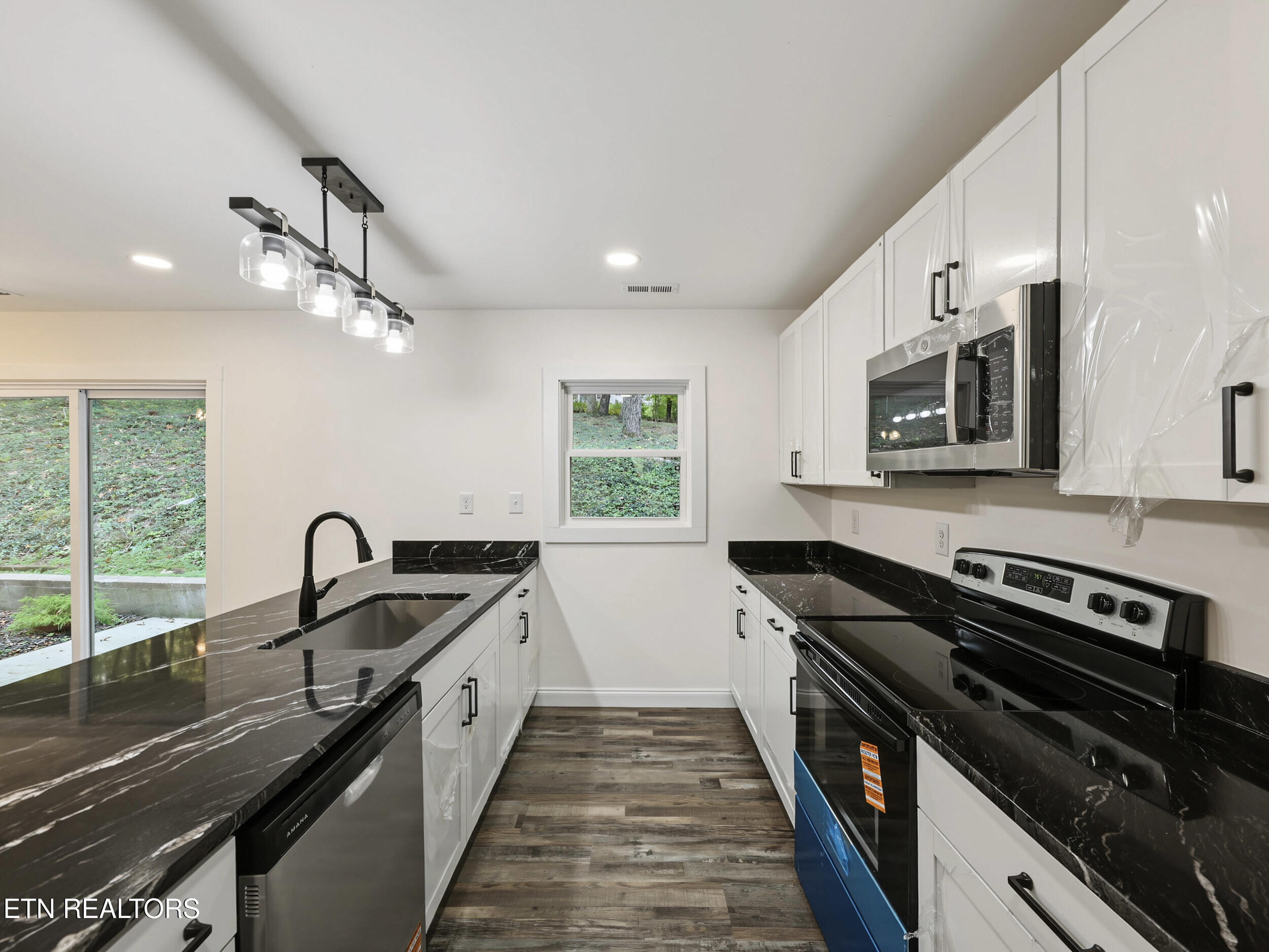 1216 Pilleaux Drive Knoxville TN 37912