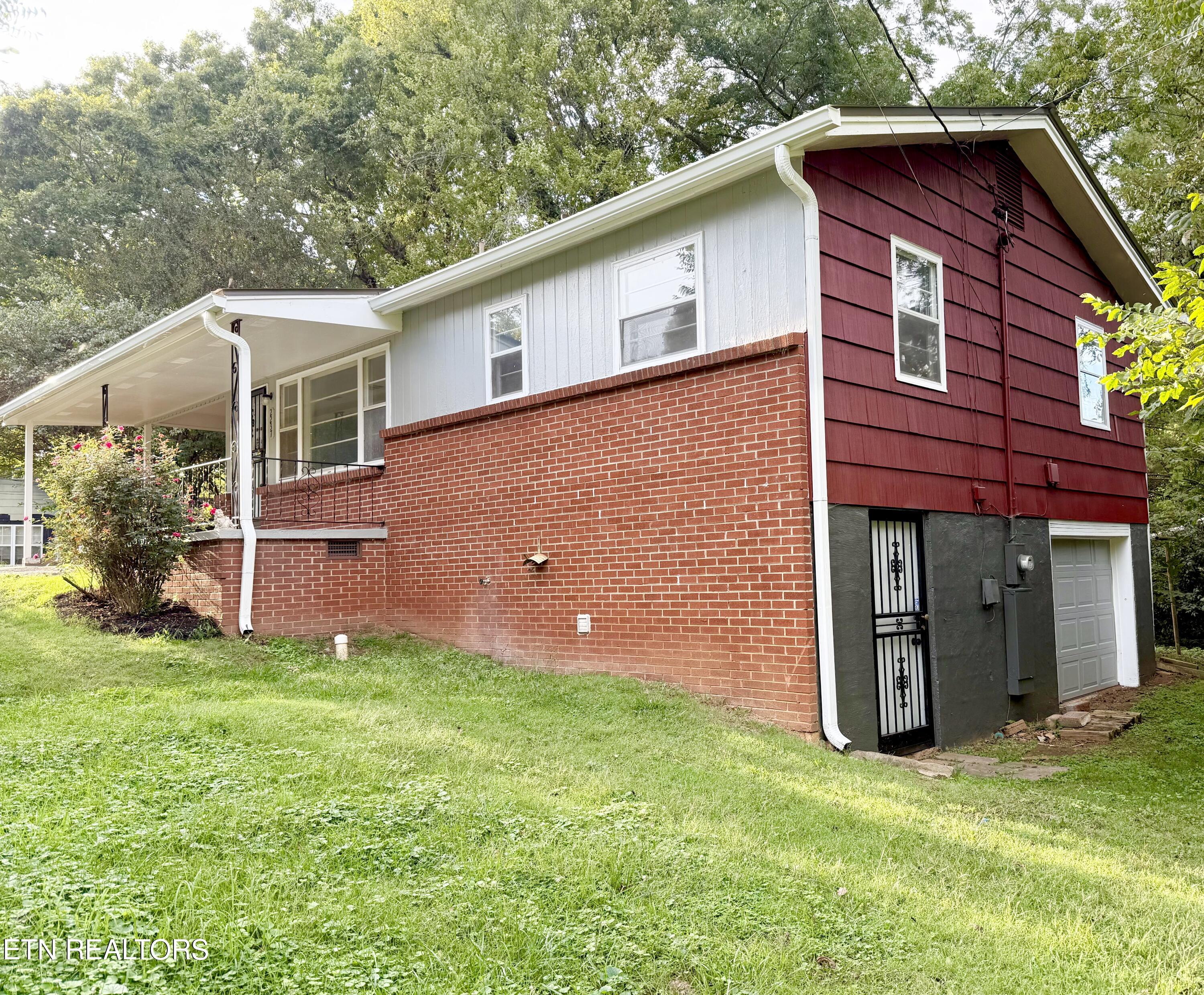 2237 Price Avenue Knoxville TN 37920