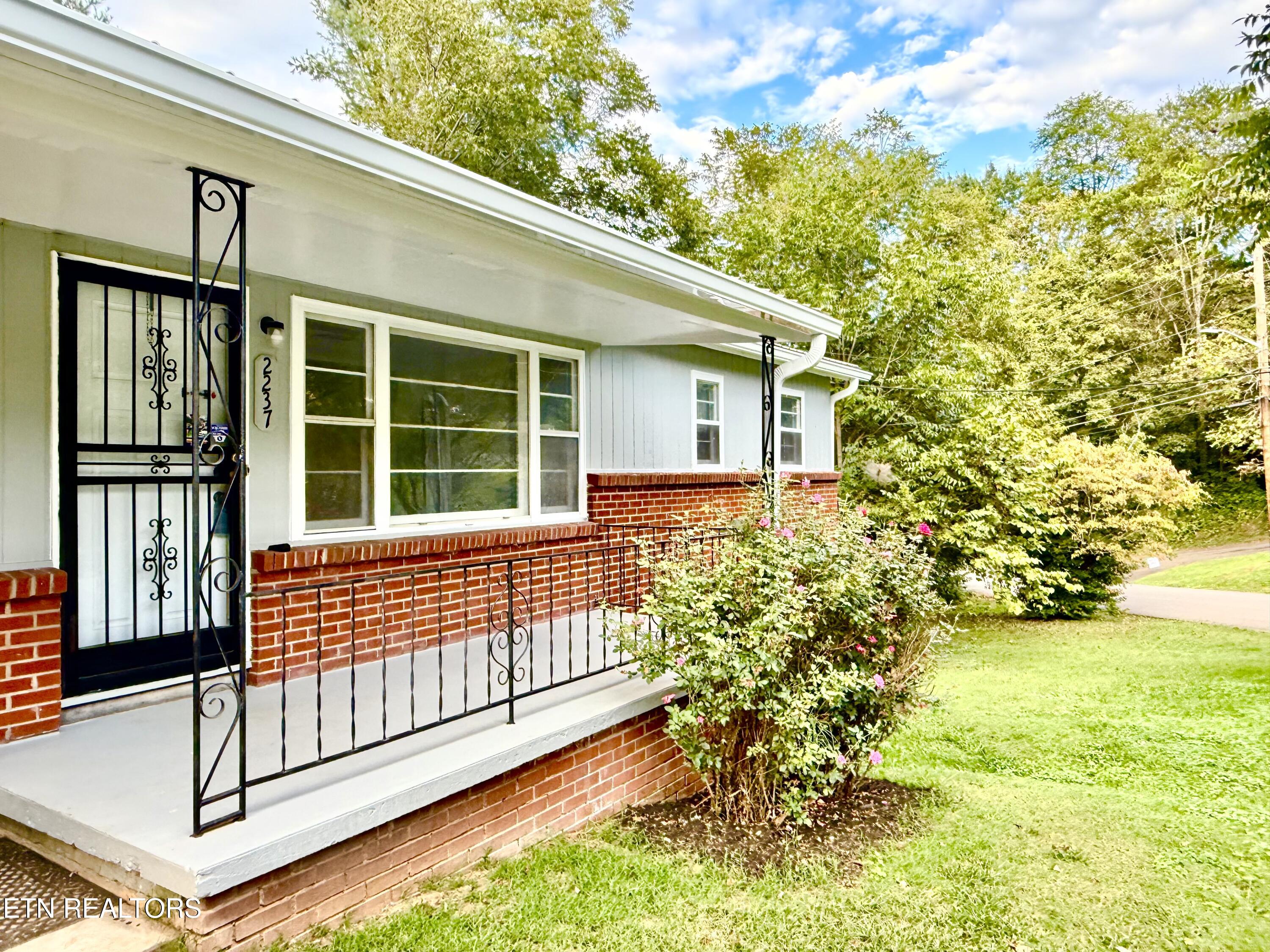 2237 Price Avenue Knoxville TN 37920