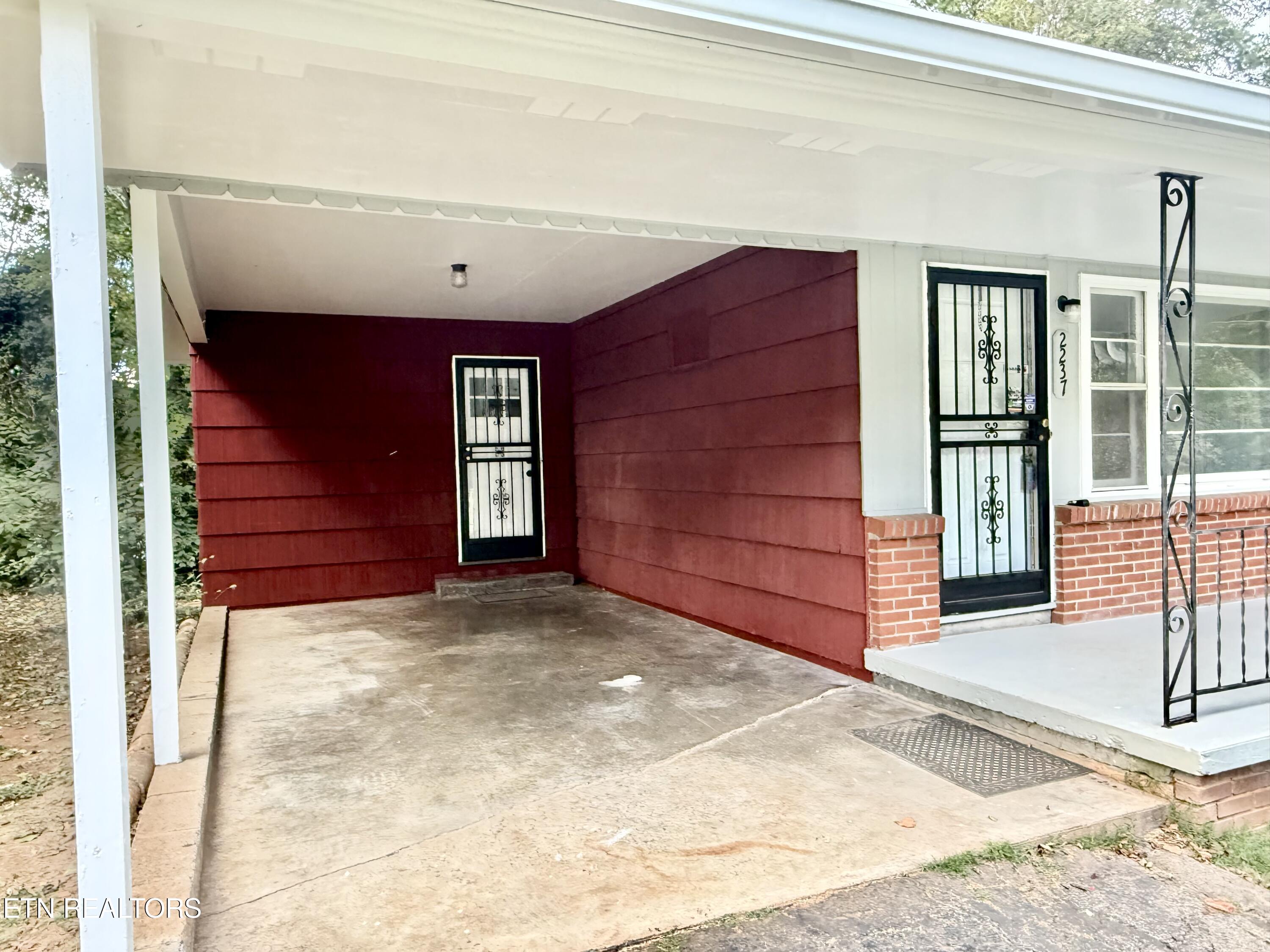 2237 Price Avenue Knoxville TN 37920