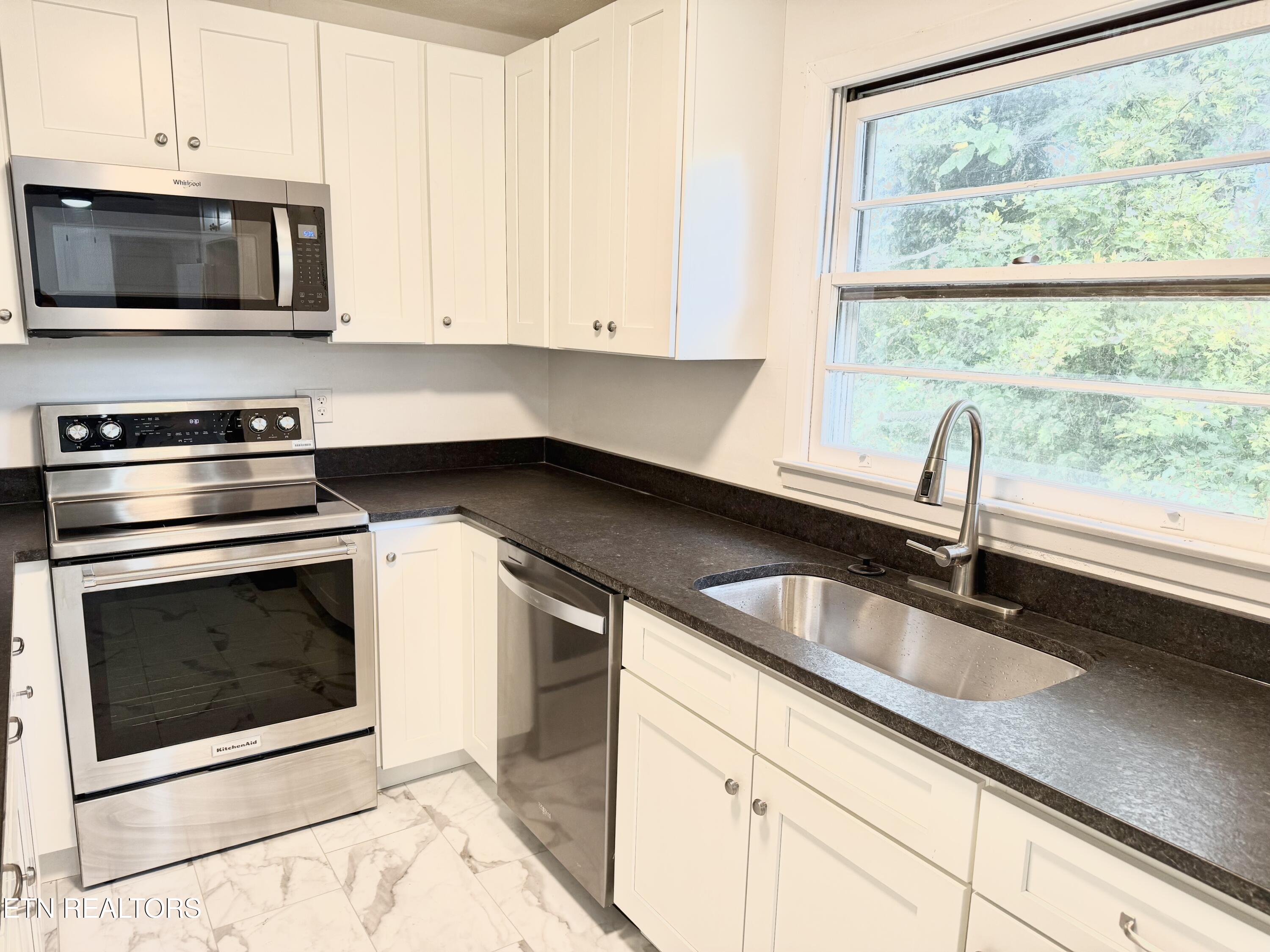 2237 Price Avenue Knoxville TN 37920