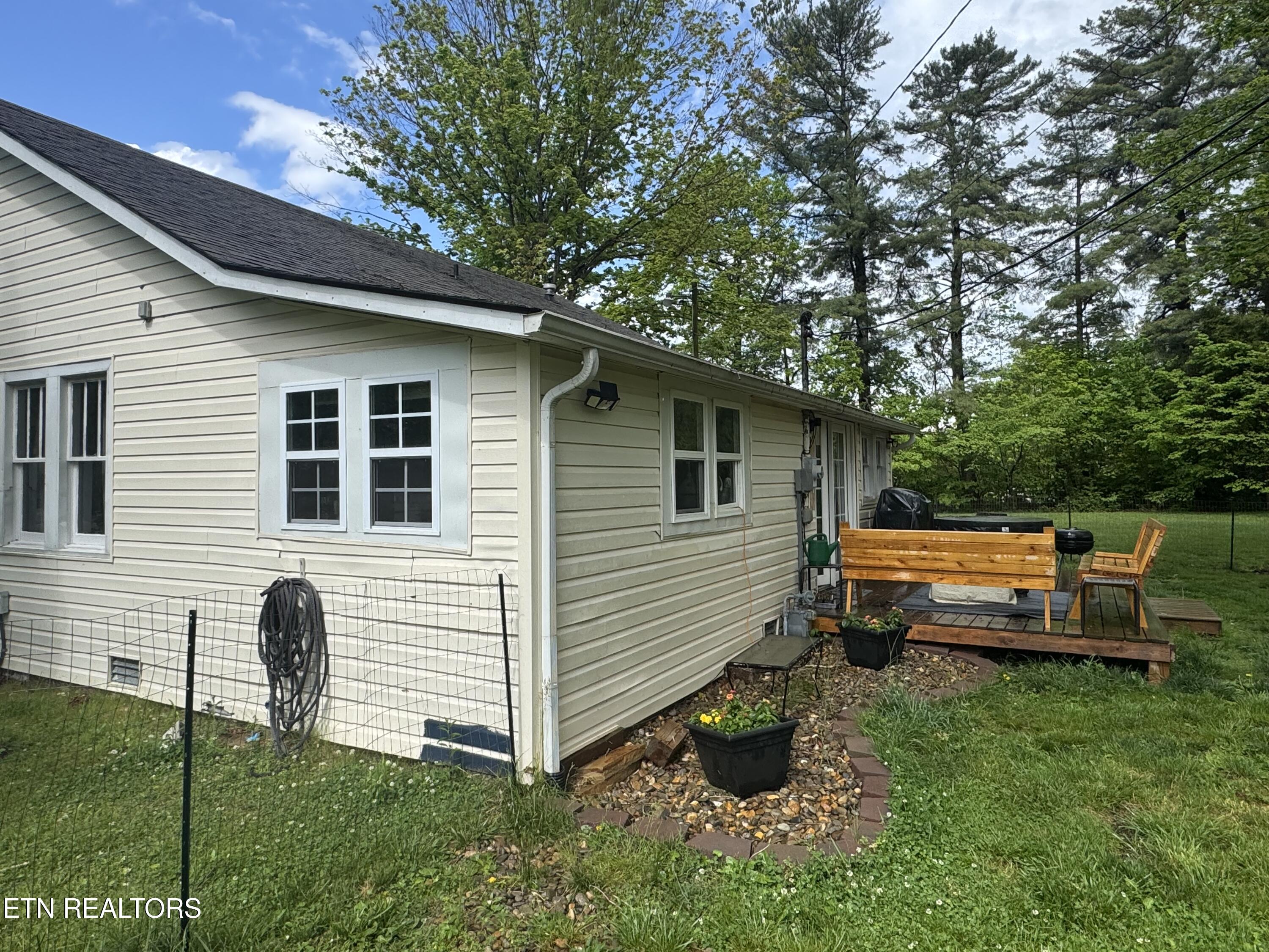 1136 Highway 70 E Crossville TN 38555