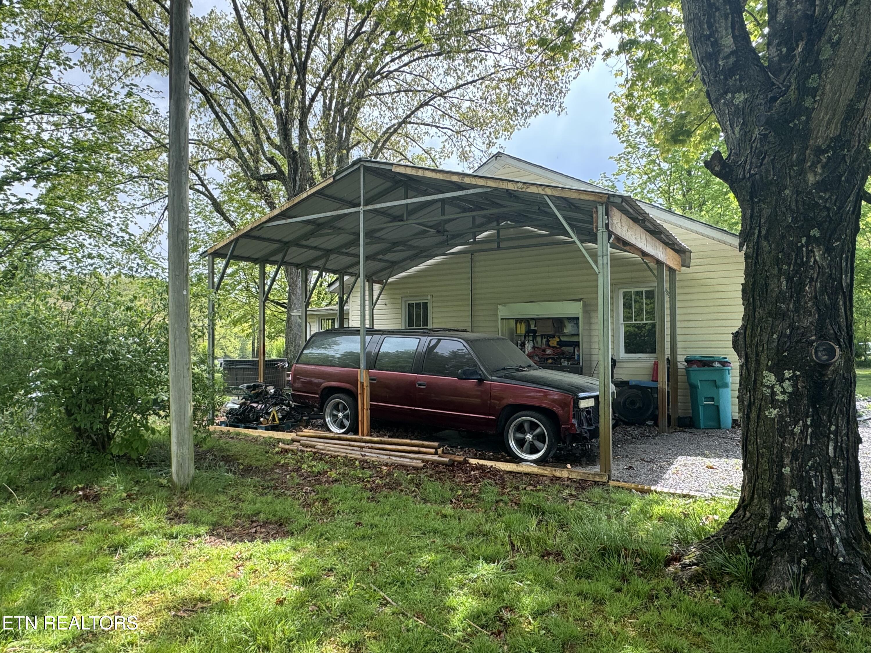 1136 Highway 70 E Crossville TN 38555