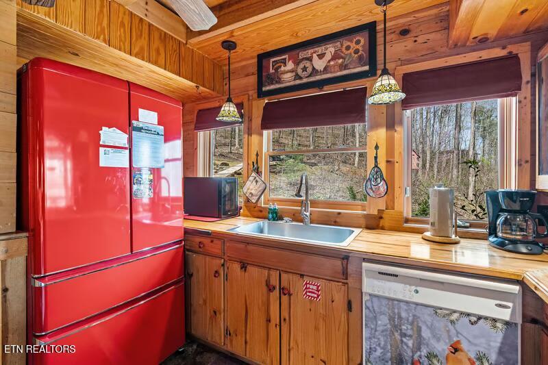 2850 Joyner Hills Lane Sevierville TN 37876