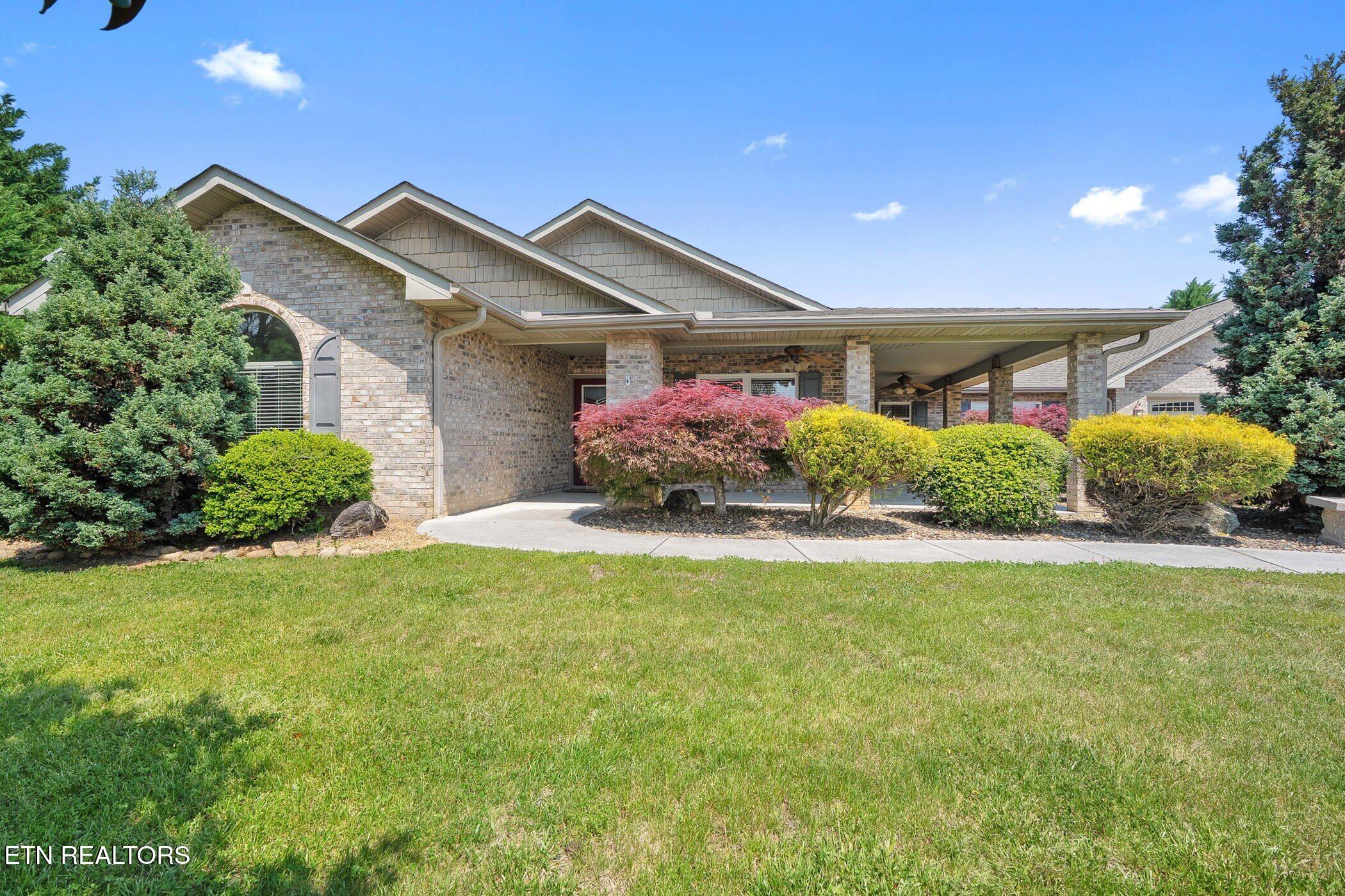 1018 Southwind Circle Dandridge TN 37725