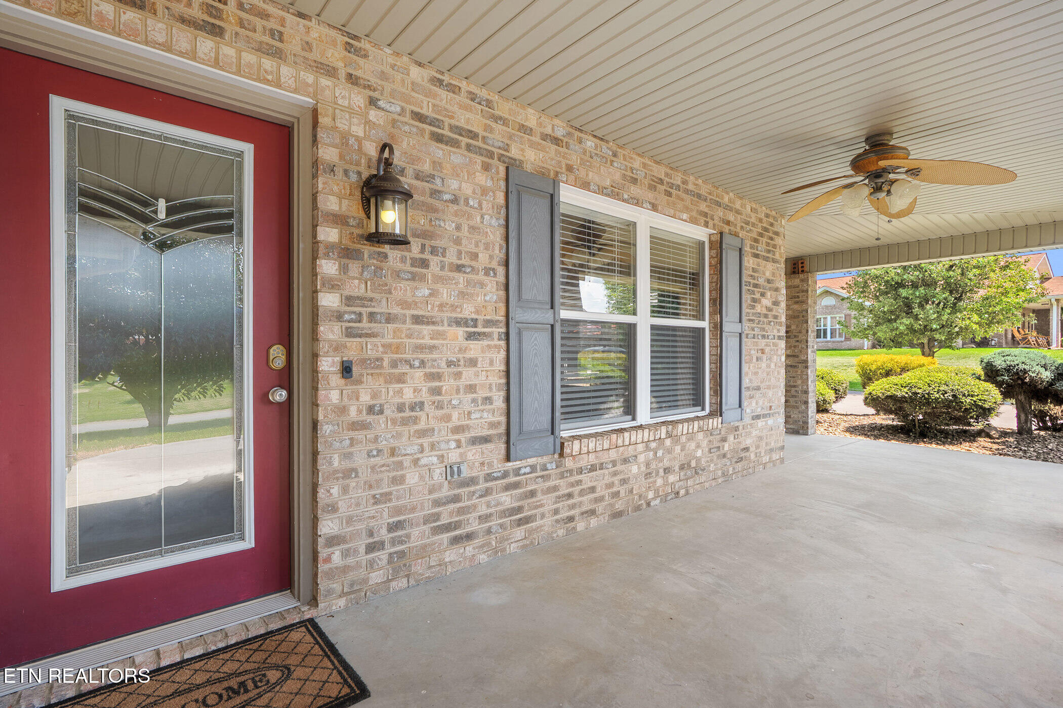1018 Southwind Circle Dandridge TN 37725