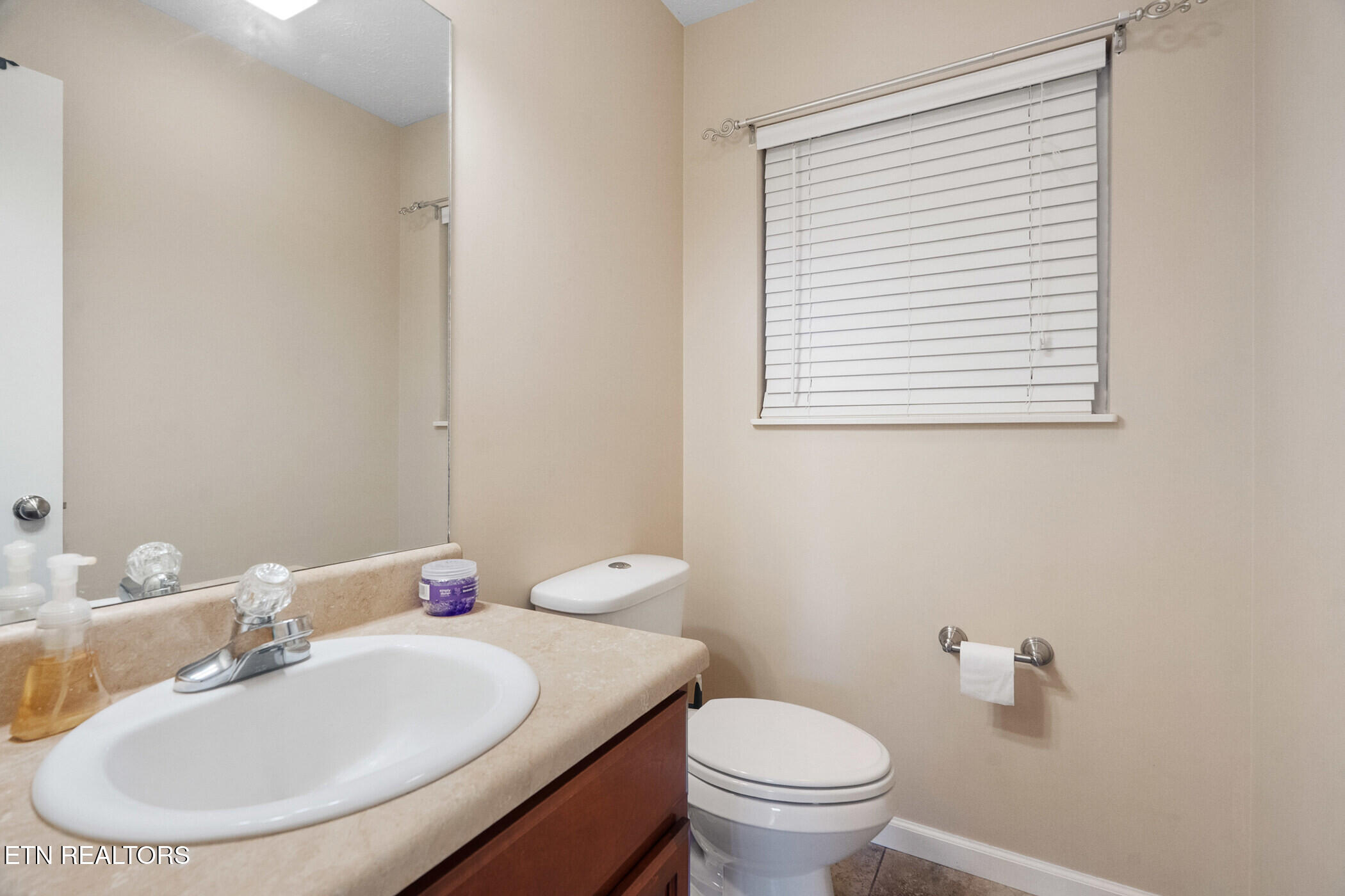 1018 Southwind Circle Dandridge TN 37725