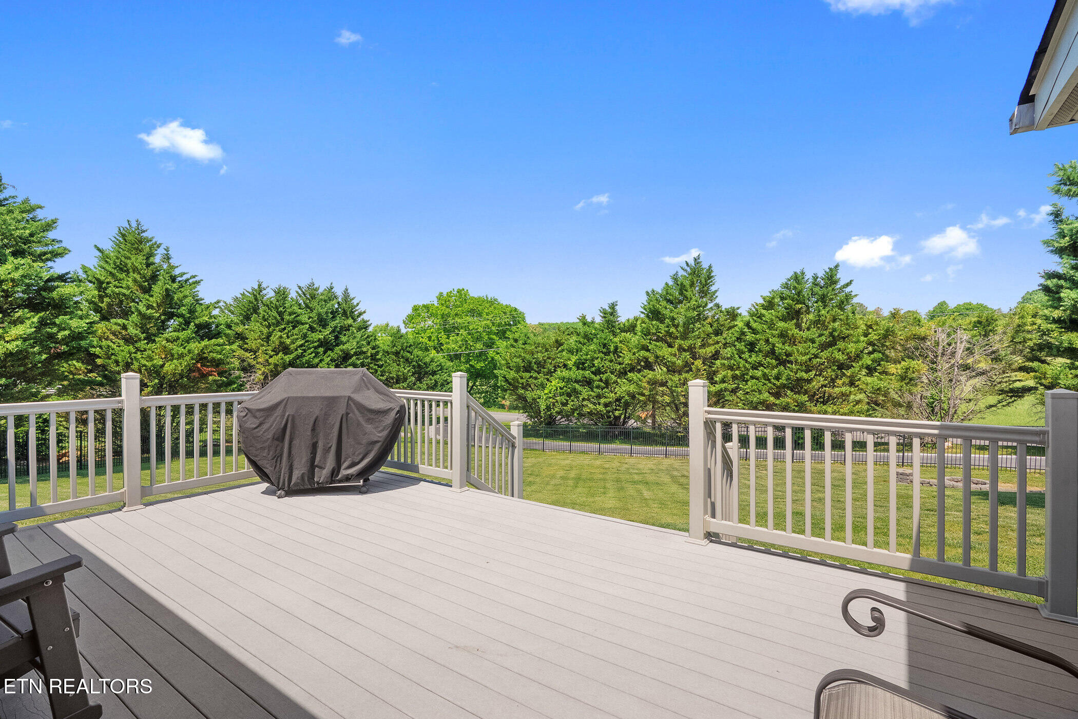 1018 Southwind Circle Dandridge TN 37725
