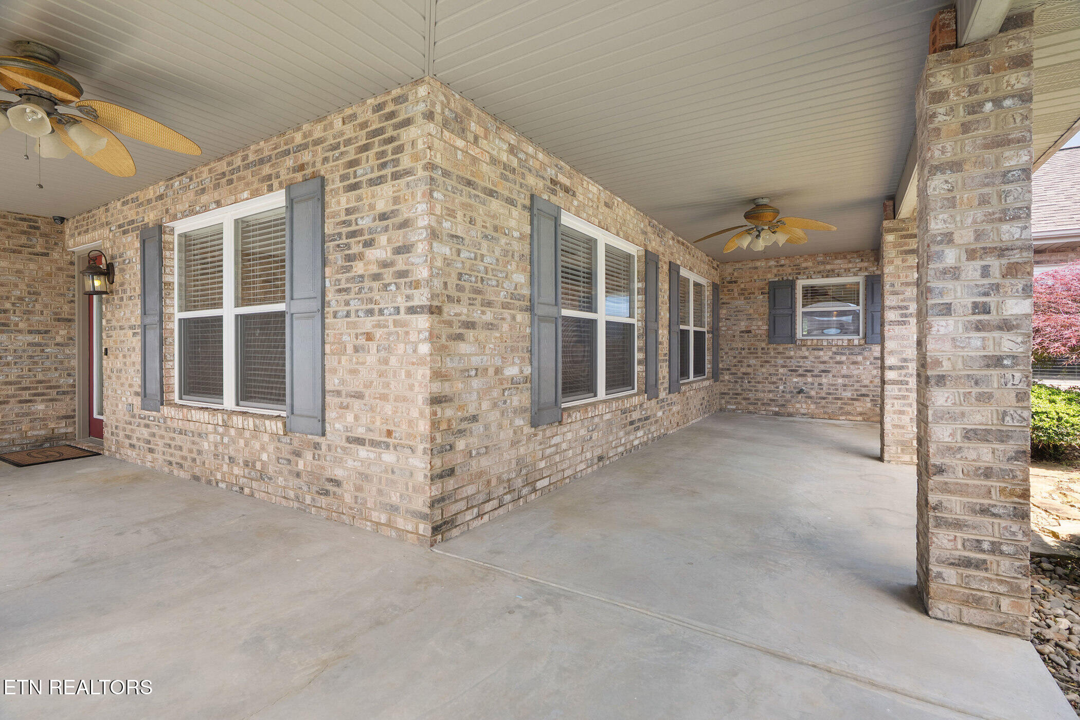 1018 Southwind Circle Dandridge TN 37725