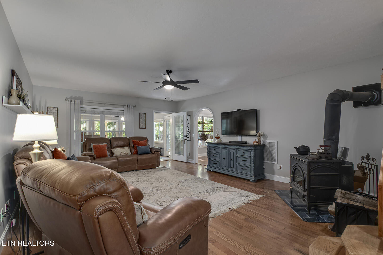 680 Dogwood Valley Road Kingston TN 37763