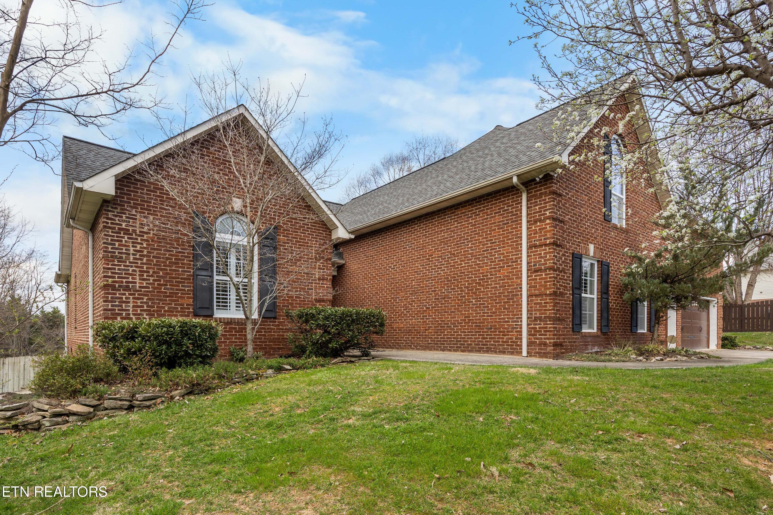 1407 Willow Field Lane Knoxville TN 37931
