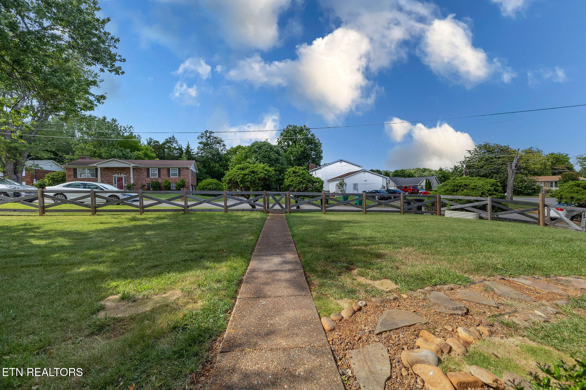 9000 Stately Circle Knoxville TN 37923