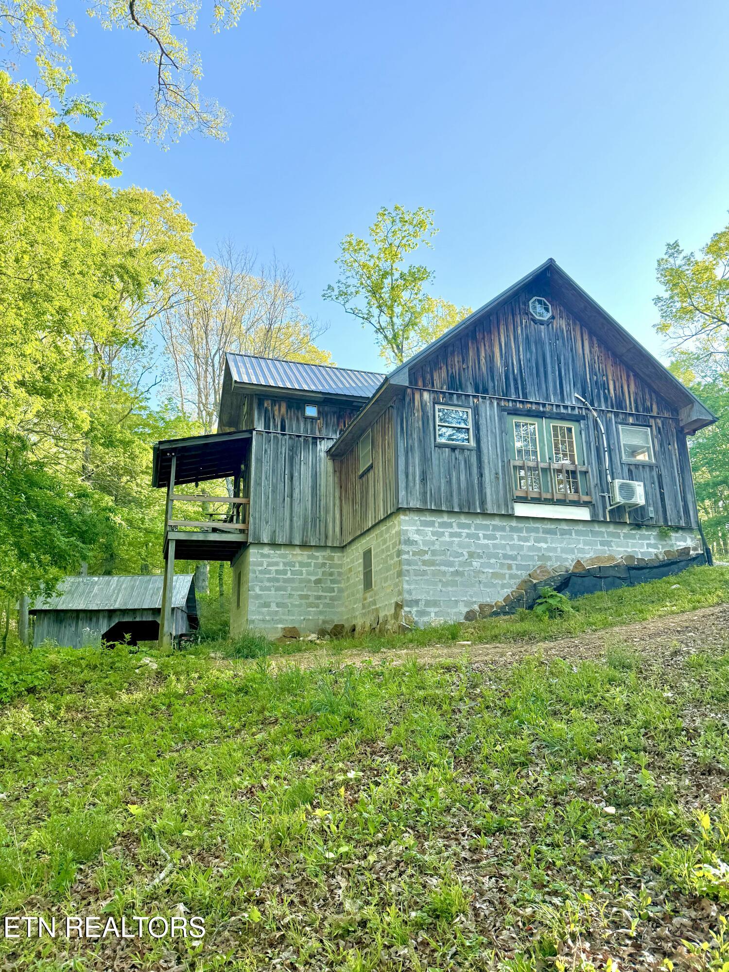 140 Luna Lane Spring City TN 37381