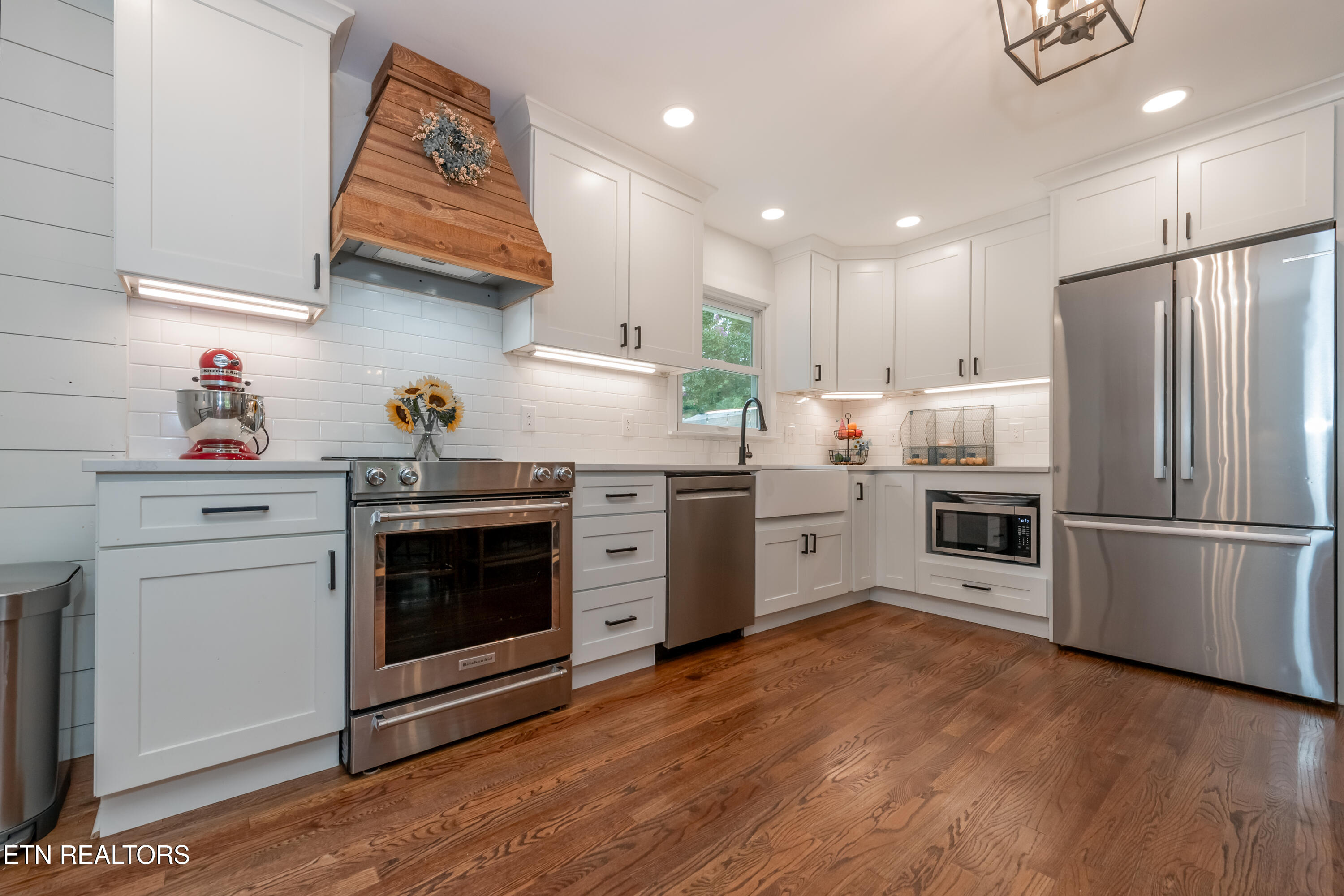 6616 Candy Lane Knoxville TN 37920