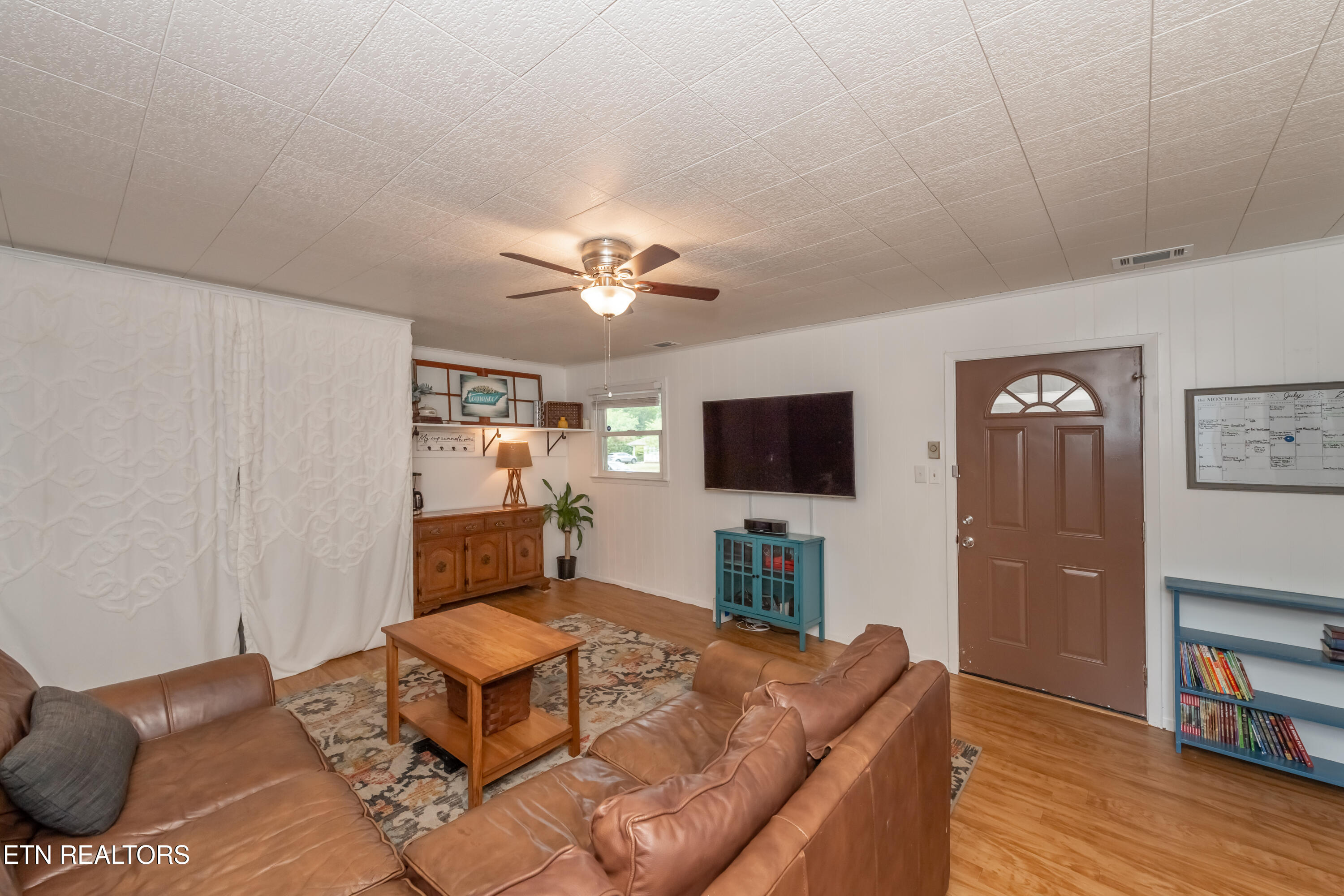 6616 Candy Lane Knoxville TN 37920