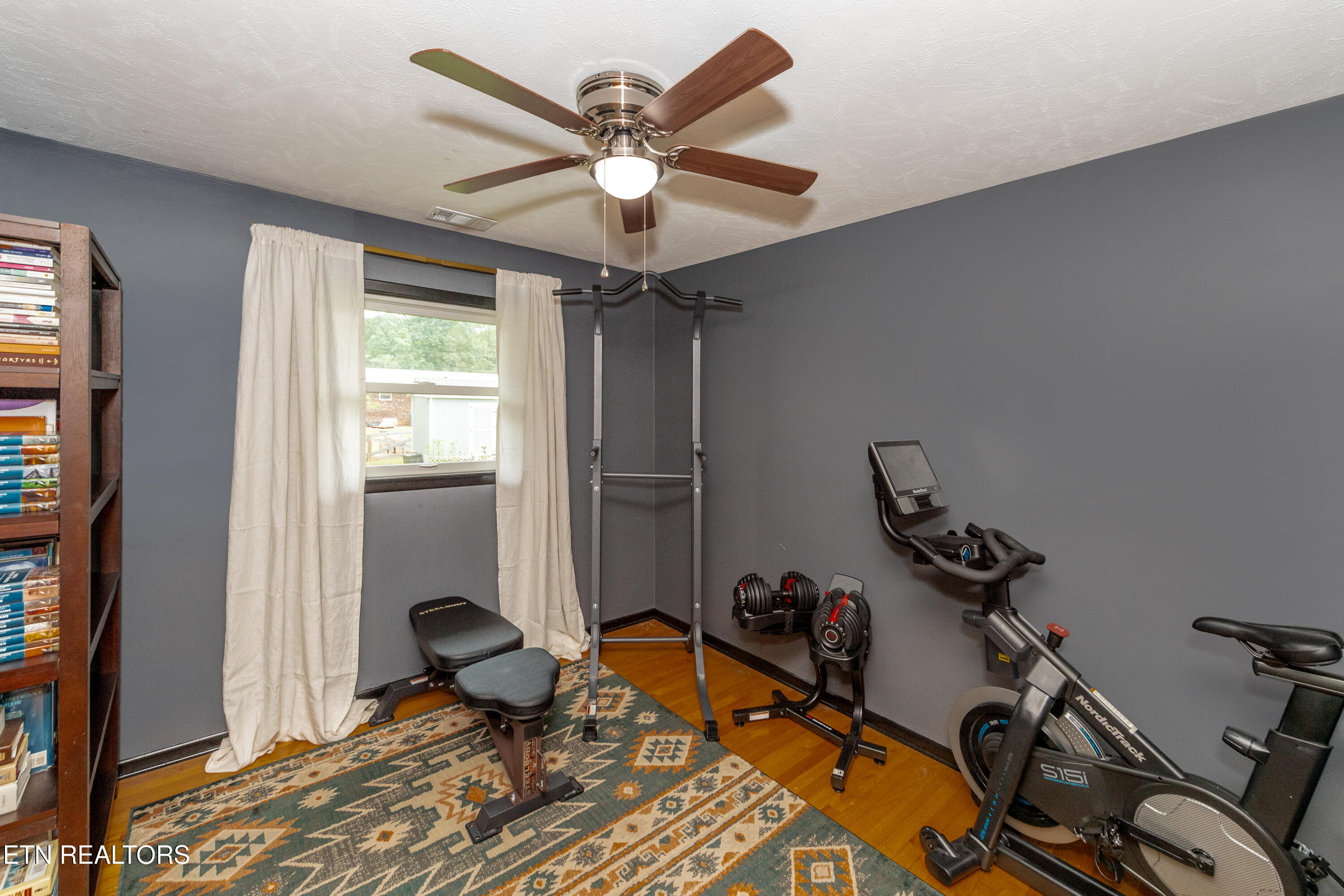 6616 Candy Lane Knoxville TN 37920