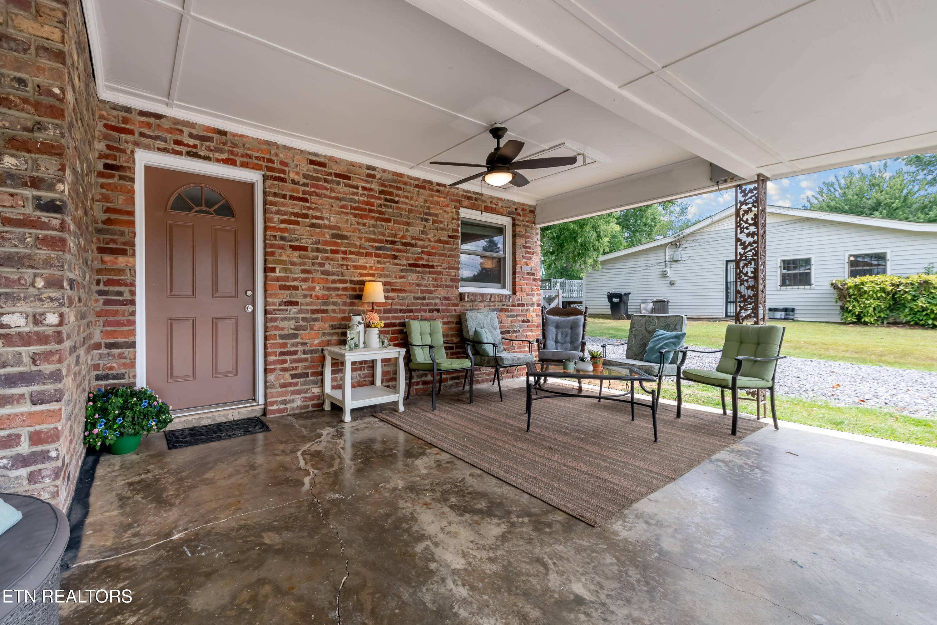 6616 Candy Lane Knoxville TN 37920