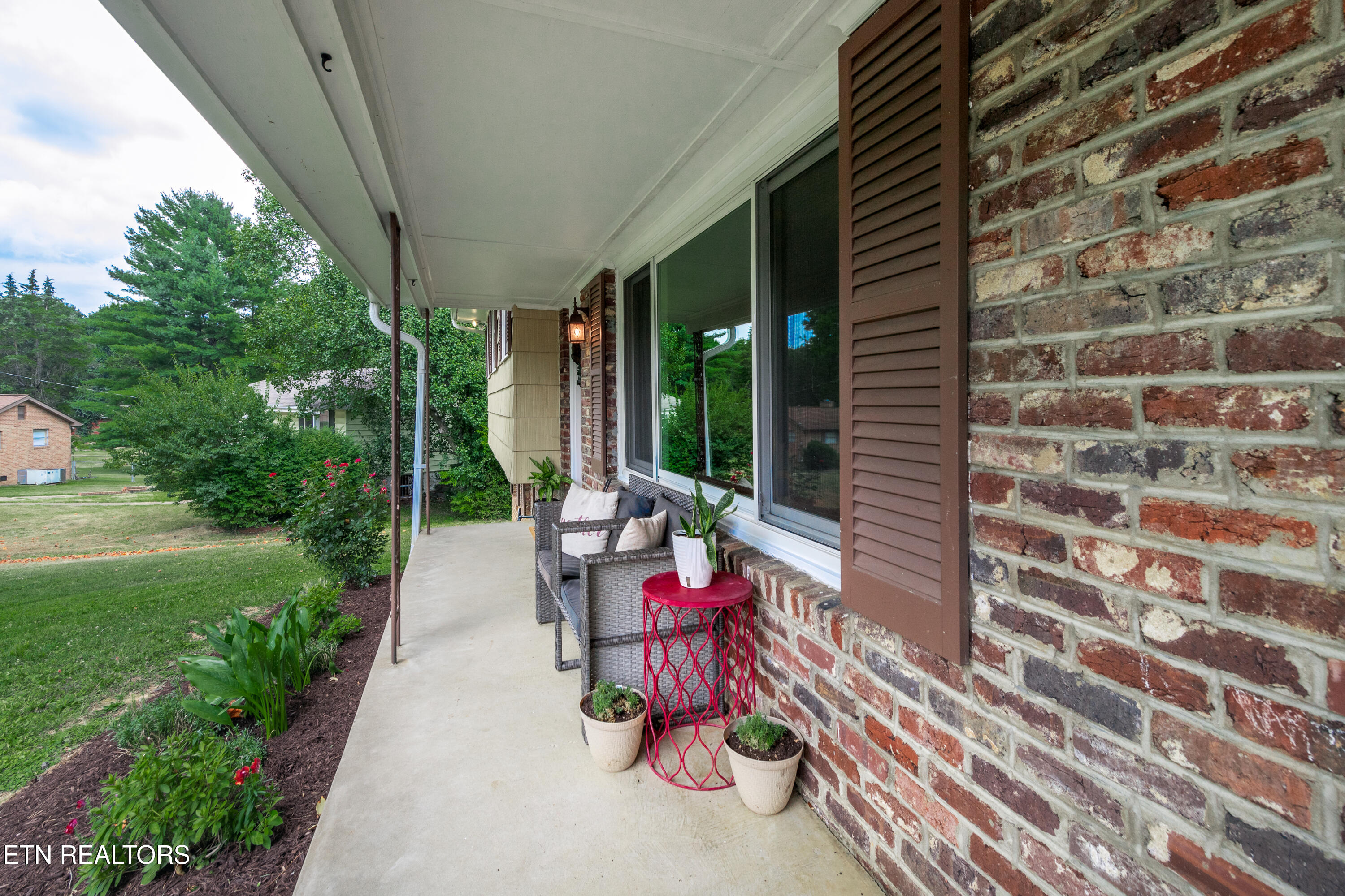 6616 Candy Lane Knoxville TN 37920