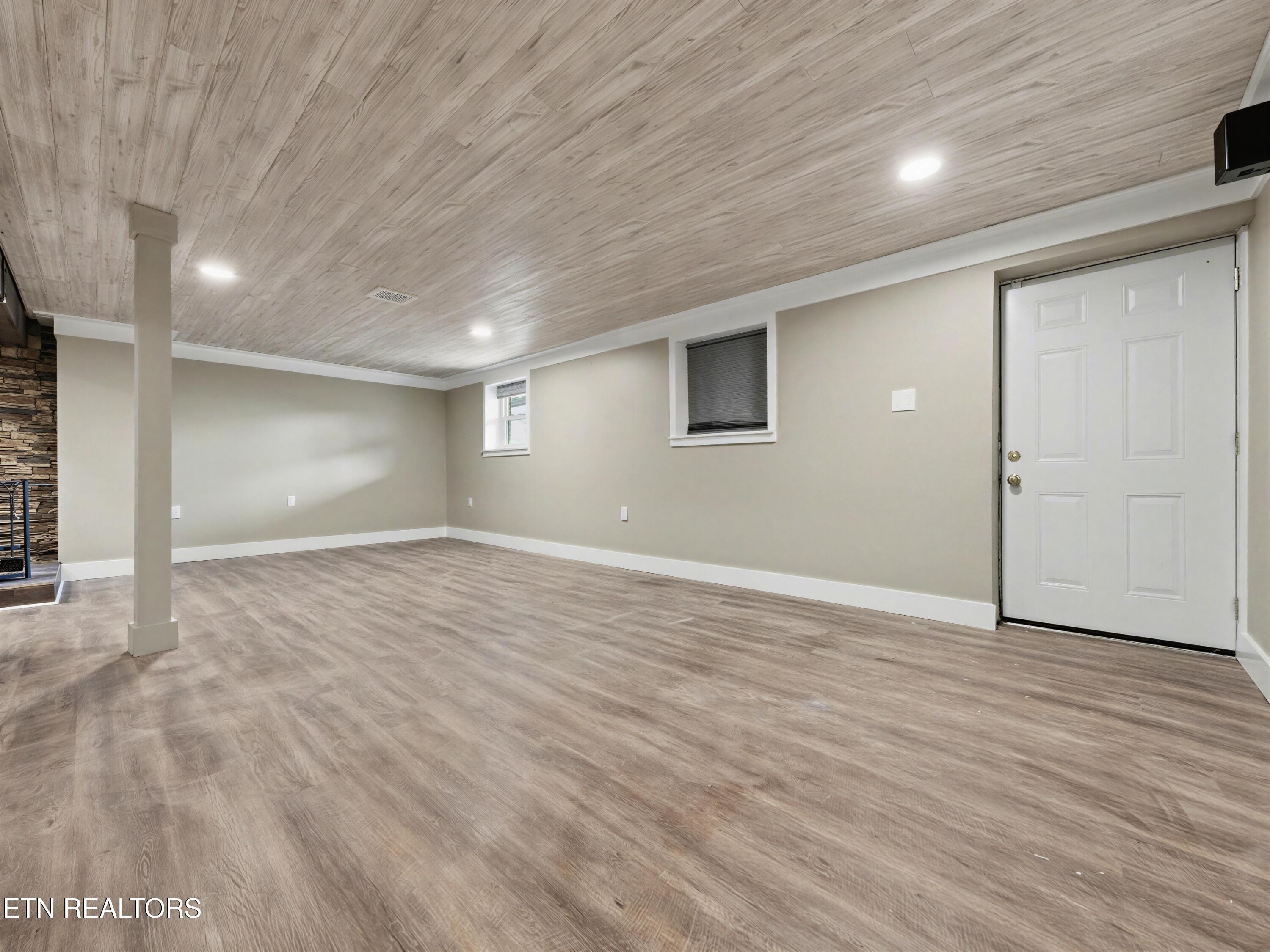 6239 N Trigonia Road Greenback TN 37742
