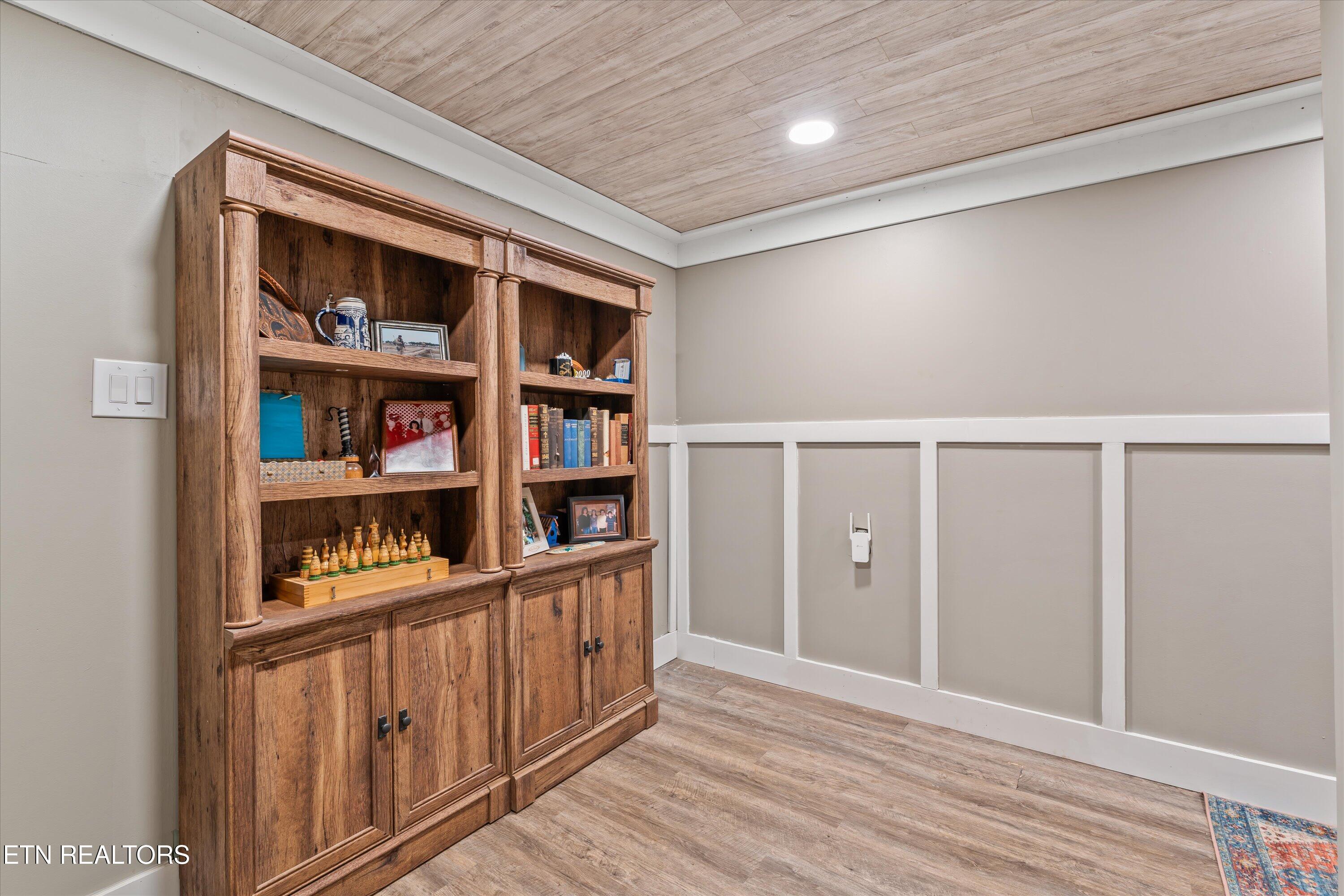 6239 N Trigonia Road Greenback TN 37742