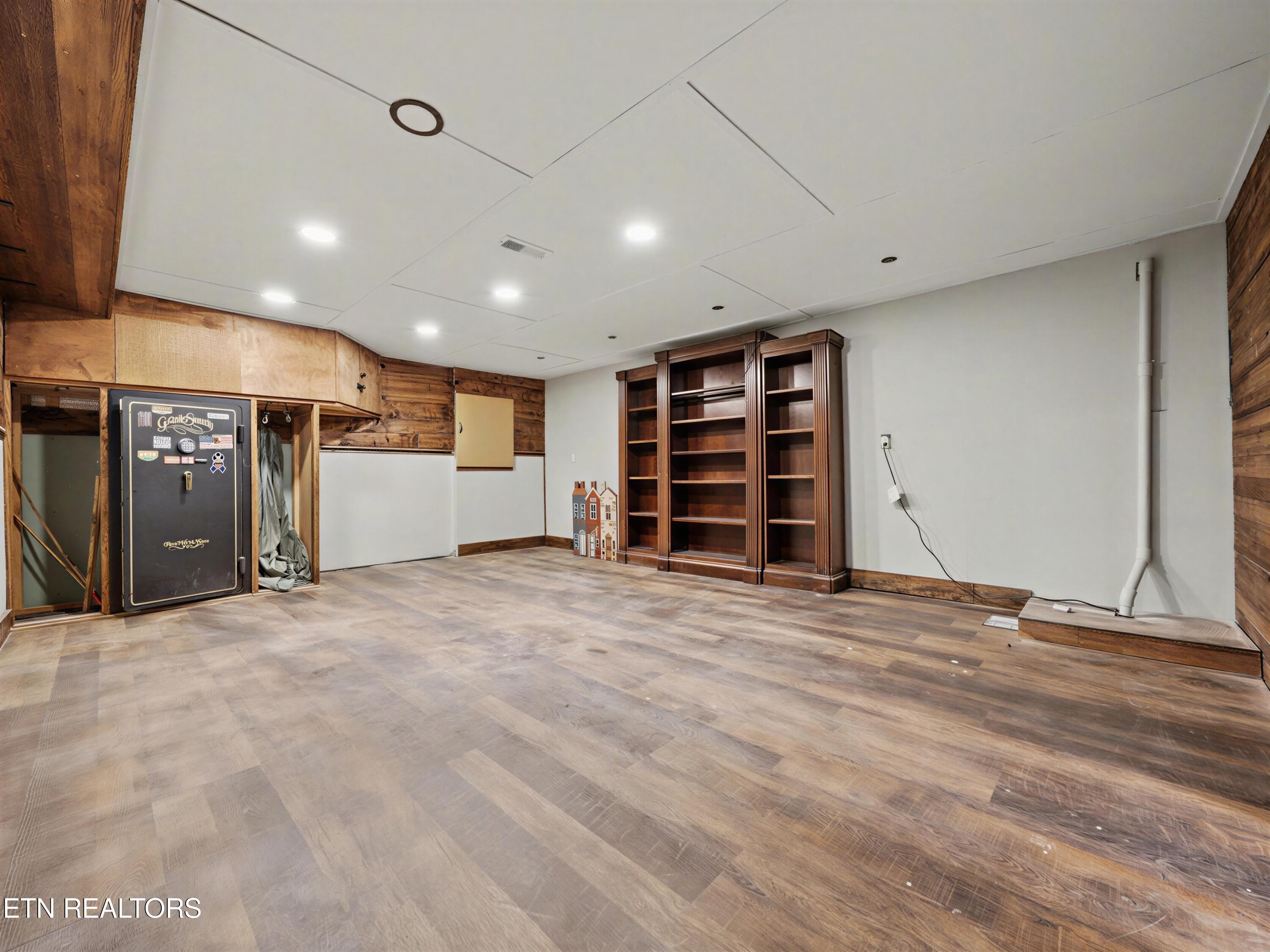 6239 N Trigonia Road Greenback TN 37742