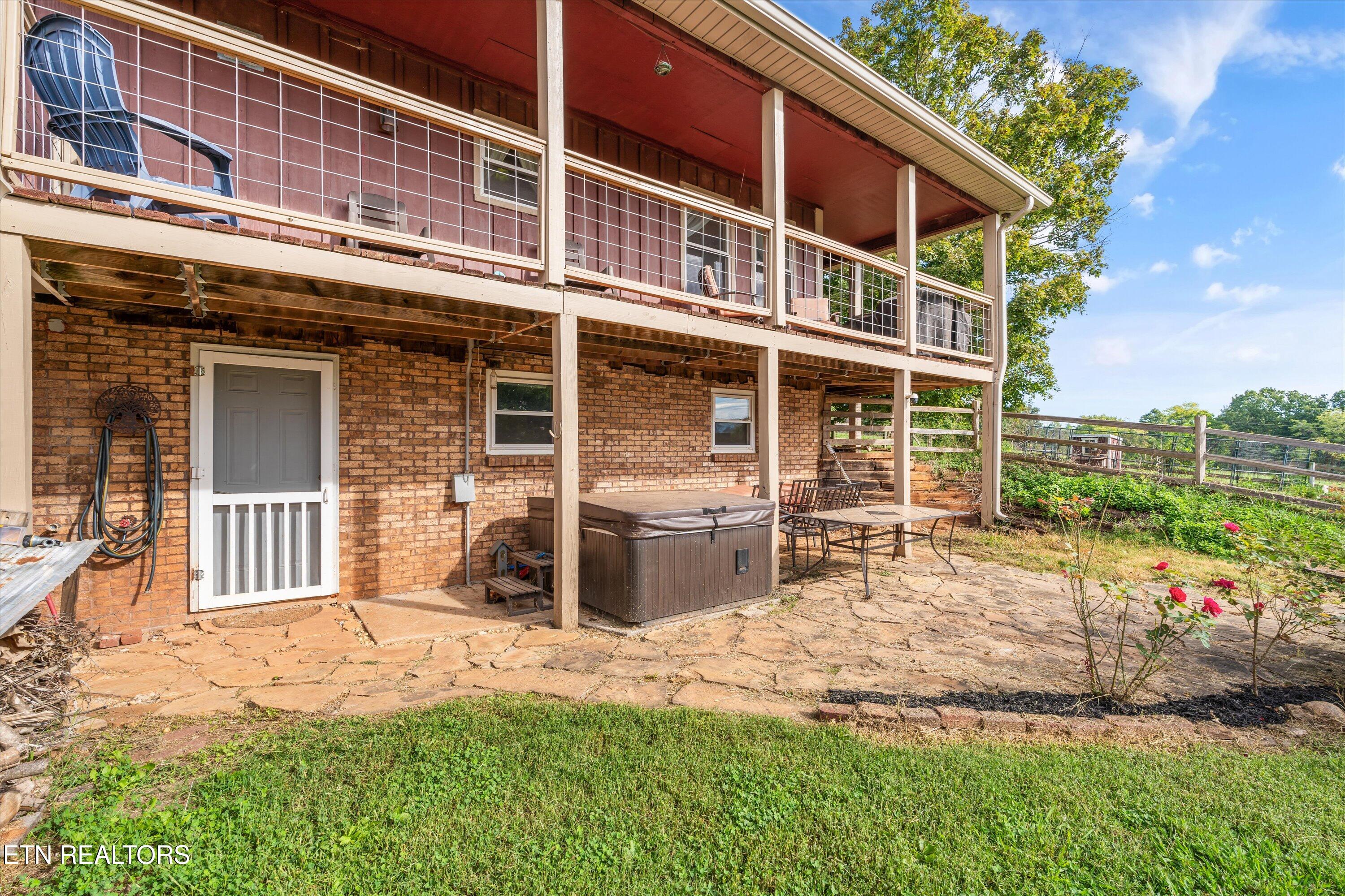 6239 N Trigonia Road Greenback TN 37742