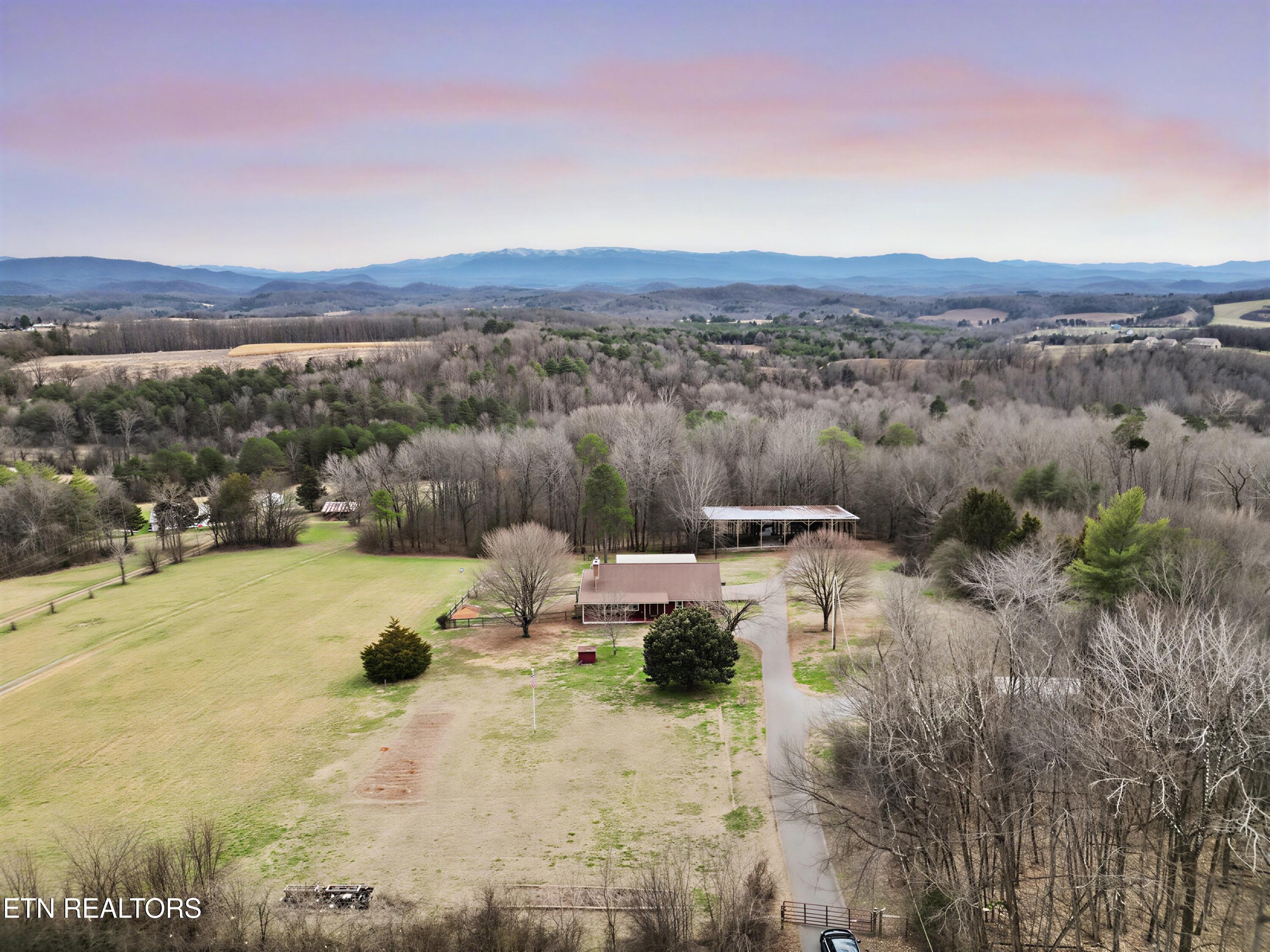 6239 N Trigonia Road Greenback TN 37742